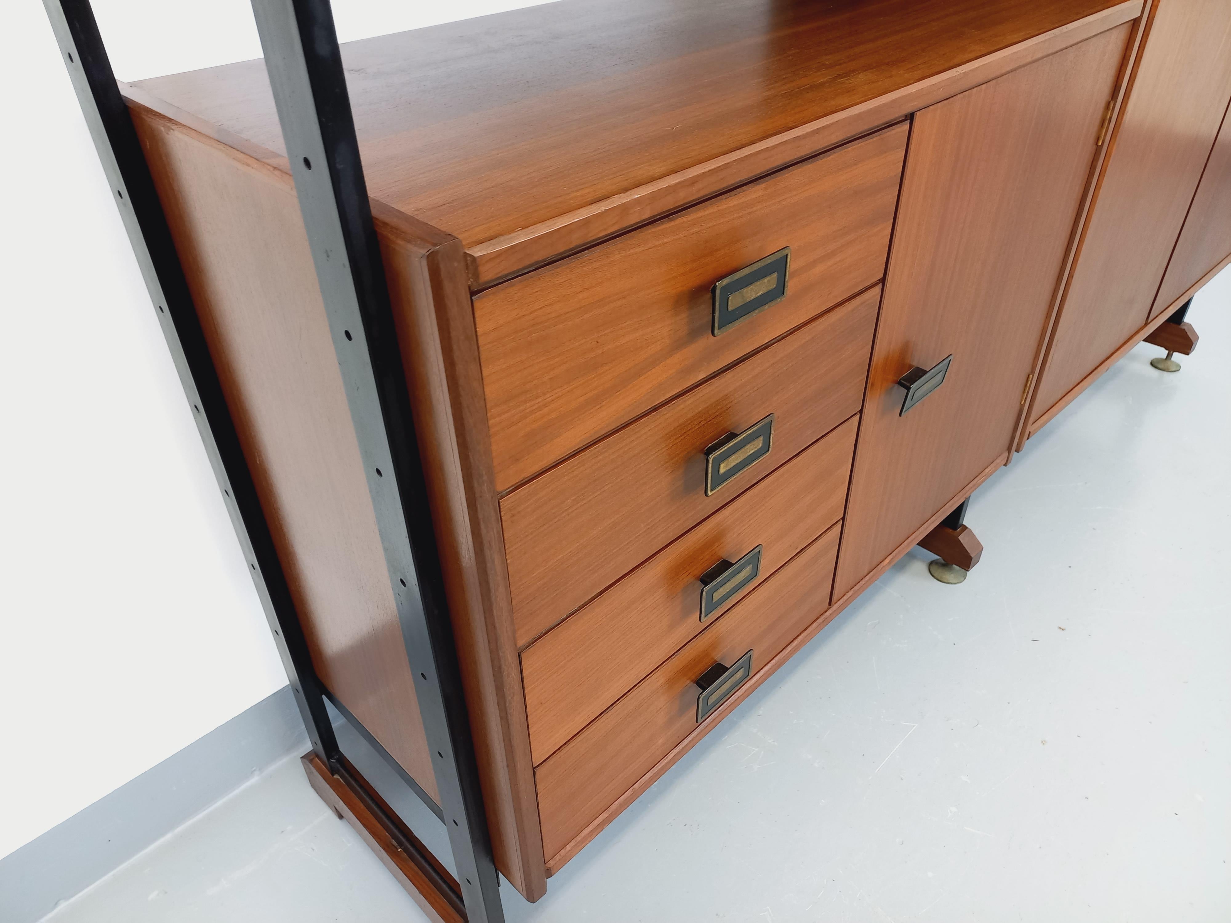 Bibliothèque étagère italienne double modulable vintage en teck et métal en venta 8