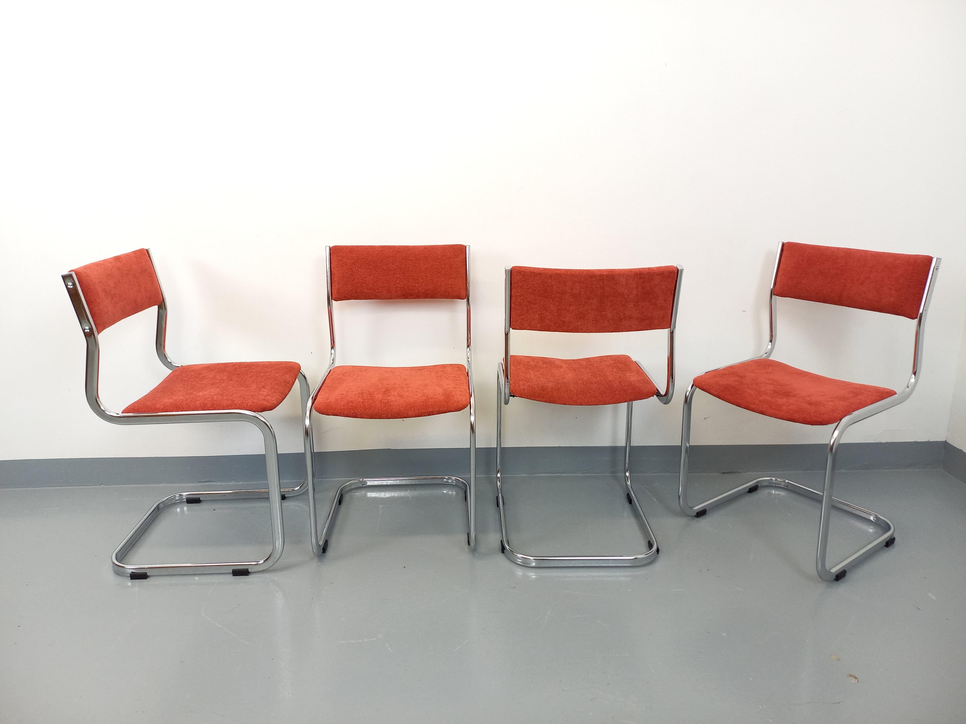Metallo Suite di 4 sedie a sdraio vintage in metallo cromato e tessuto degli anni 70 in vendita