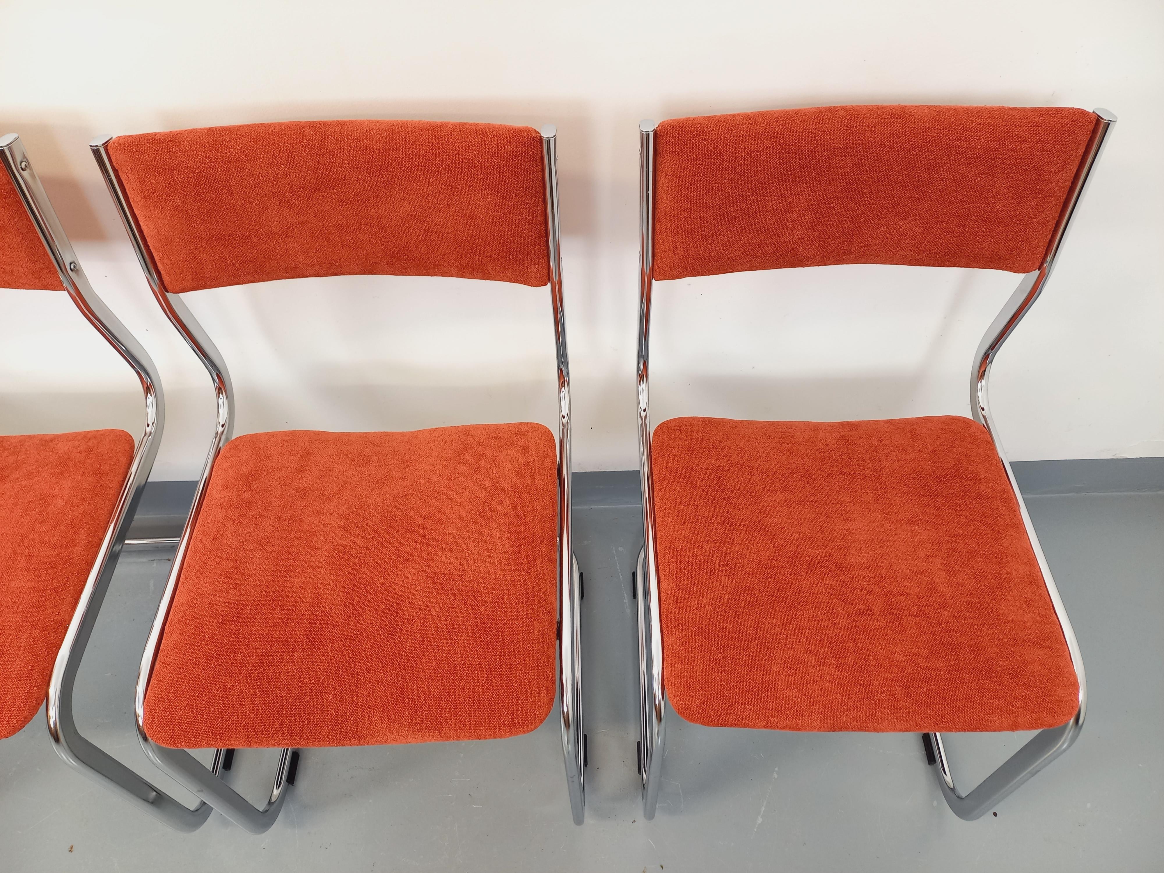 Suite di 4 sedie a sdraio vintage in metallo cromato e tessuto degli anni 70 in vendita 9