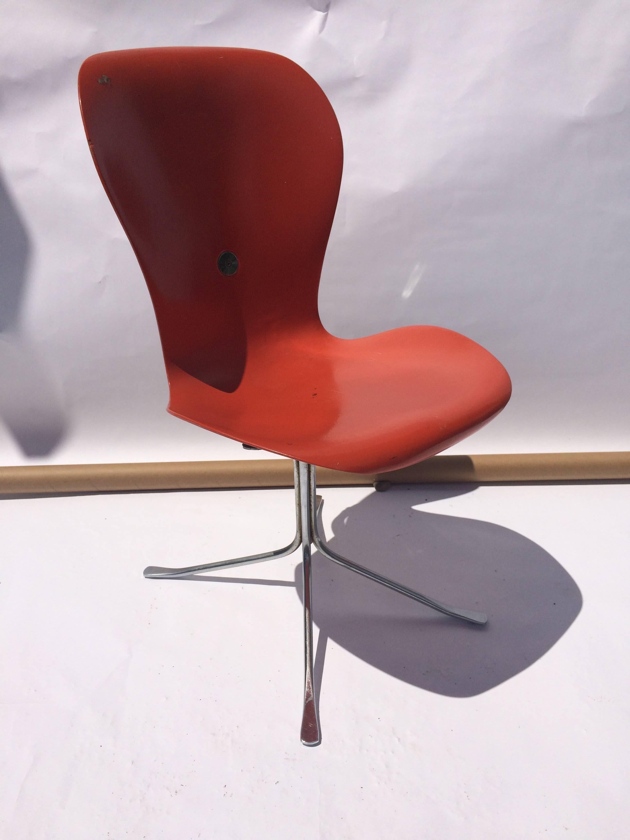 Mid-Century Modern Ion Chair by Gideon Kramer