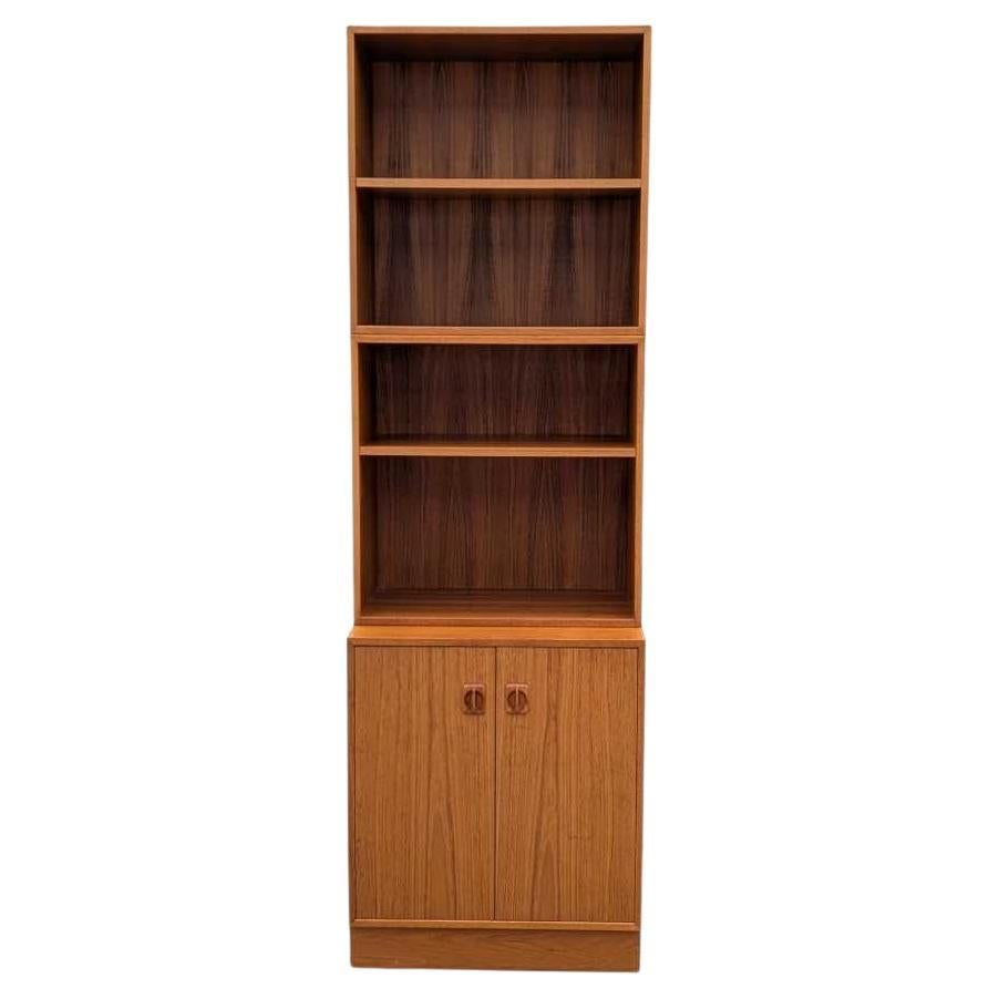 MCM Modular Upright Bookcase, Teak, Warm Finish, Denmark, c. 1960s For Sale