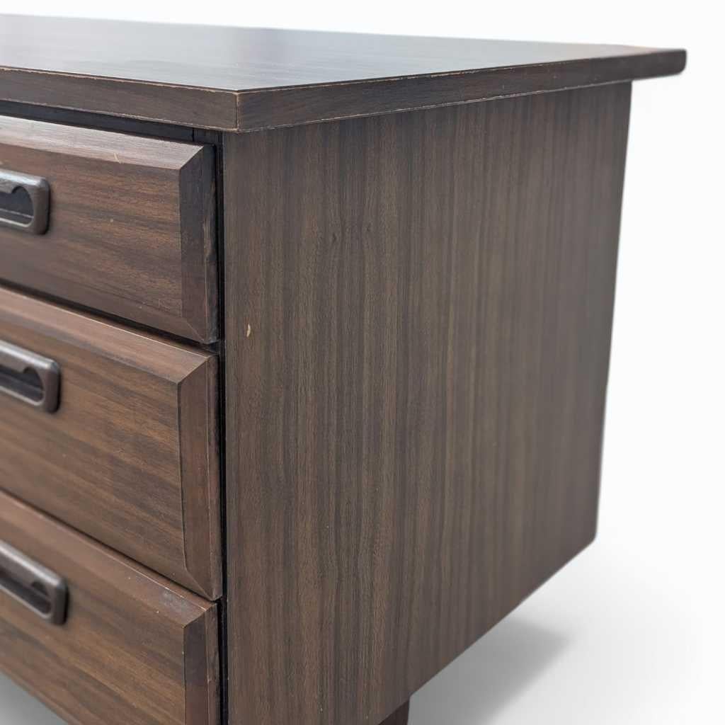 Scrivania di metà secolo con piano in laminato e base in Wood, Stati Uniti, 1960 ca. in vendita 9
