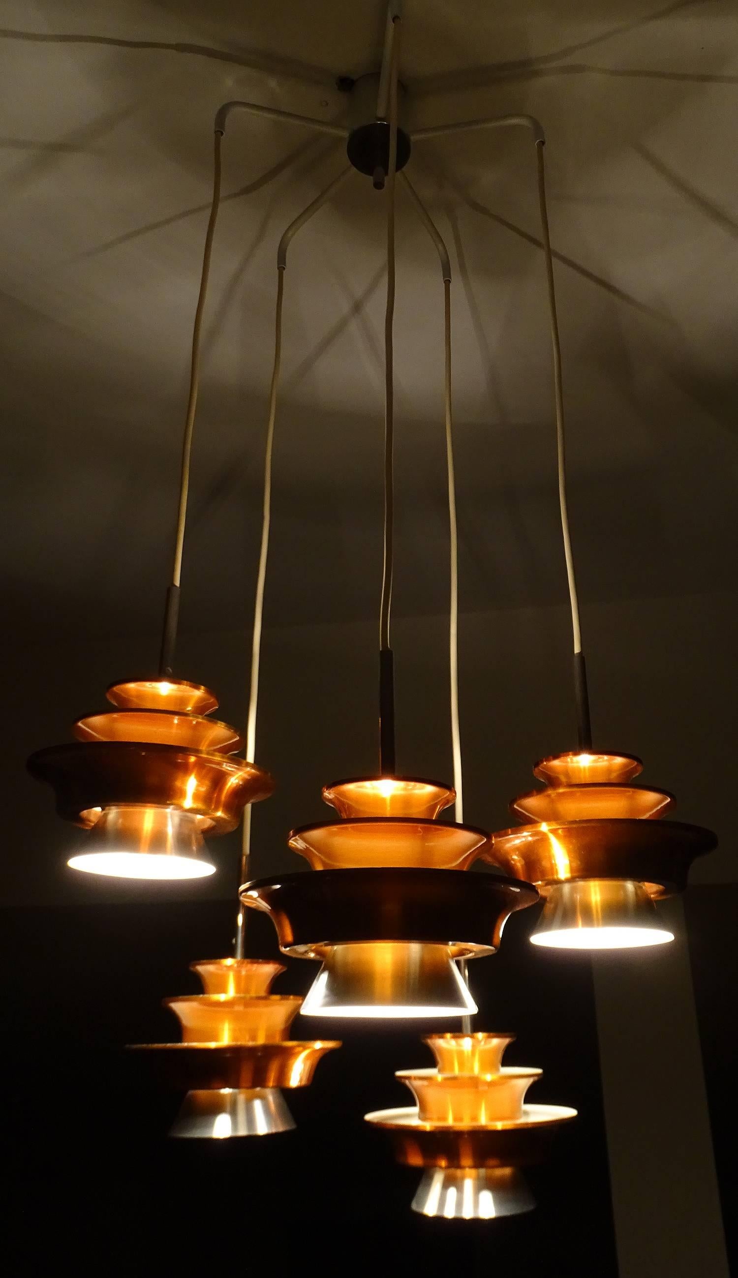  Danish Modern Lyfa Copper Chandelier, 1970s Modernist Cascade Pendant Light In Good Condition In Bremen, DE