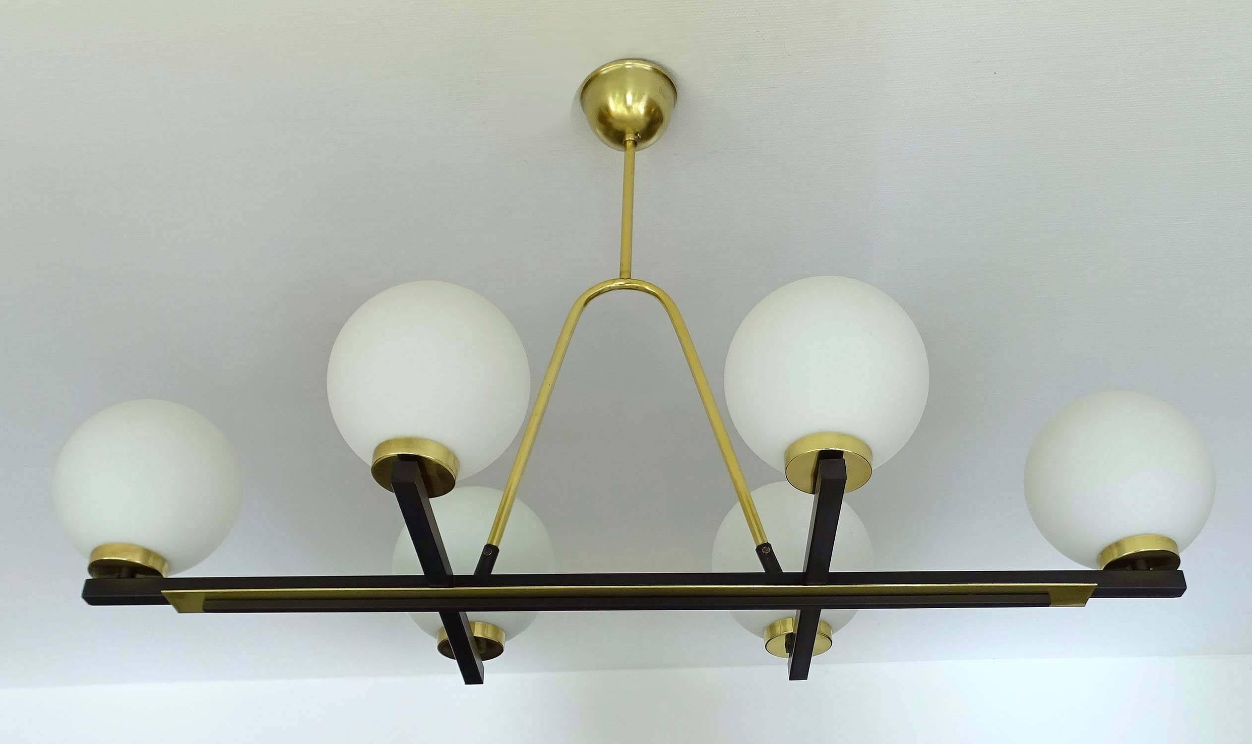 Mid-Century Modern Large Modernist  Linear Glass Brass Maison Arlus Chandelier, Stilnovo Style 