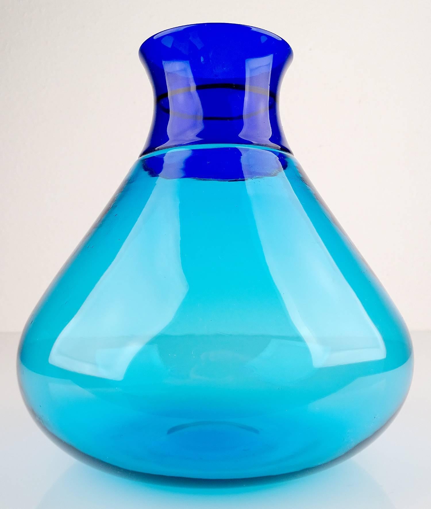  1991 Venini Murano Glass Vase,  Ludovico Santillana In Excellent Condition For Sale In Bremen, DE