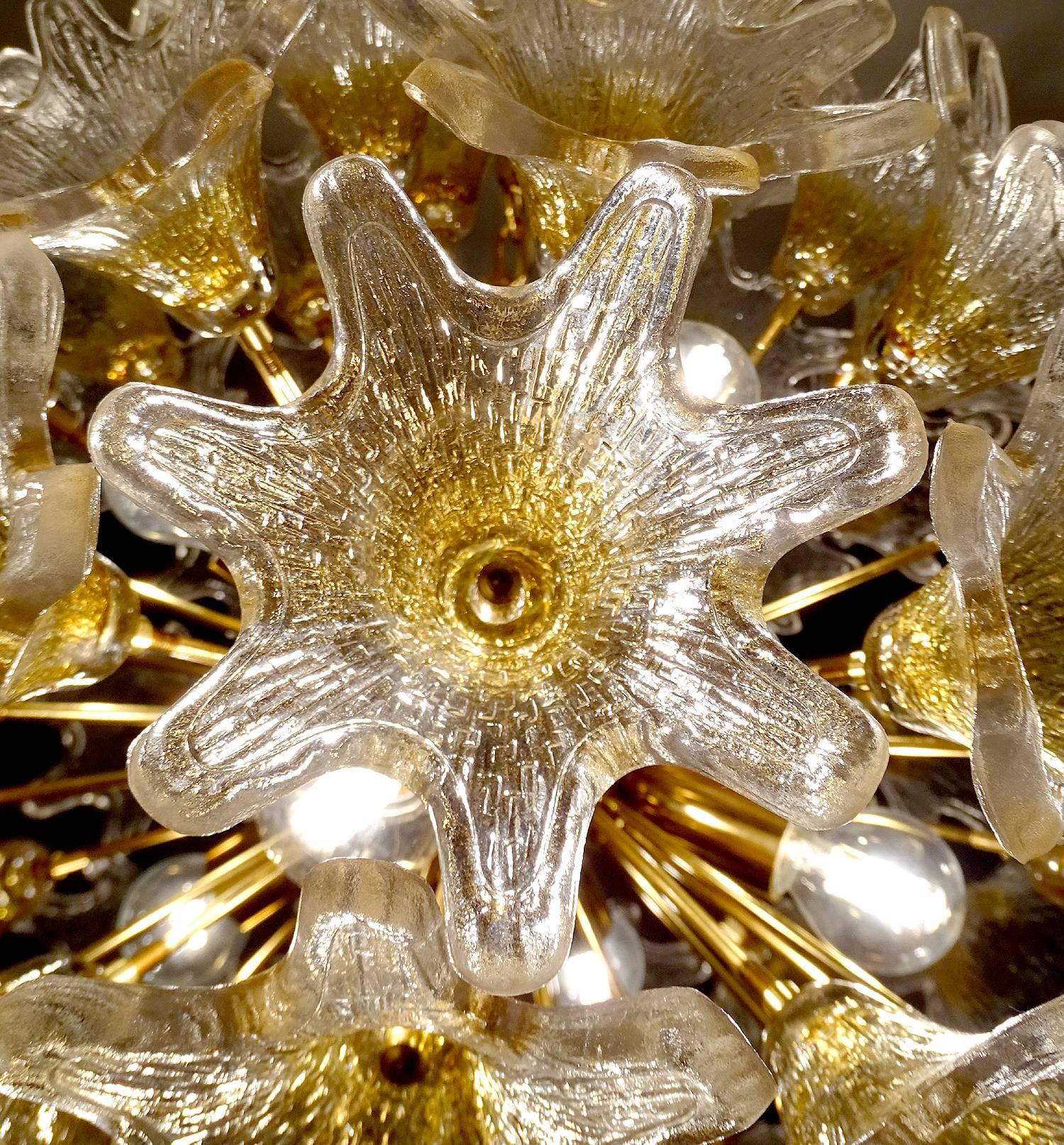 Large Venini Floral Sunburst Murano Glass Chandelier,  Italian Pendant Lamp  4