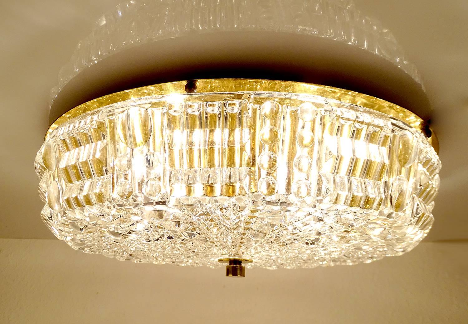 Orrefors Cut Crystal Glass Brass Flush Ceiling Light, Carl Fagerlund In Good Condition In Bremen, DE