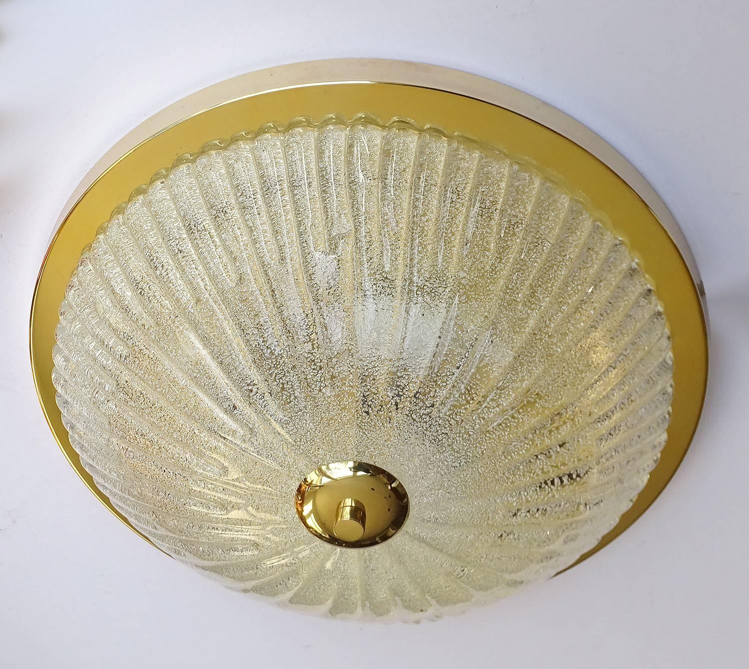Brass Mid Century Barovier Toso Style Ribbed Glass Flush Chandelier, 1960s For Sale