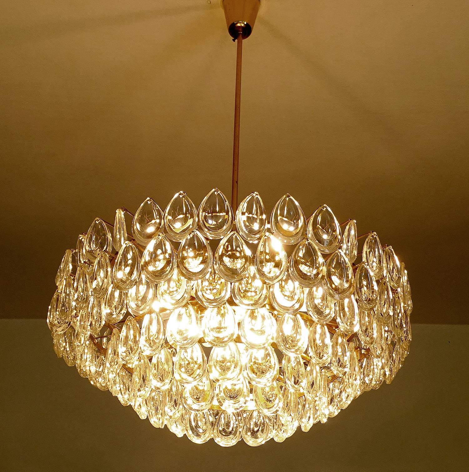 Large  Palwa Glass Brass Crystal Chandelier Pendant Light, Gio Ponti Era  In Good Condition In Bremen, DE