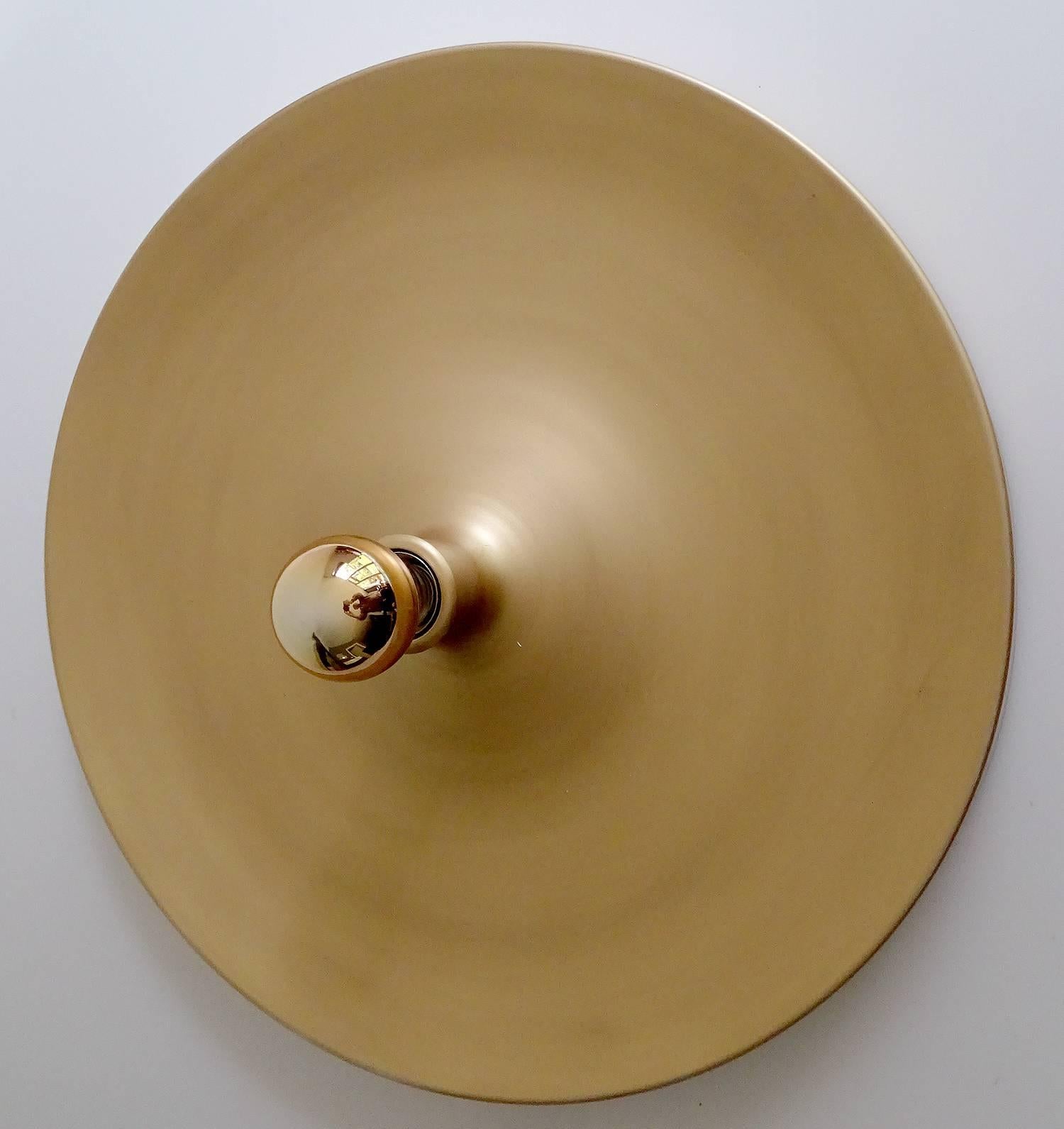 Large Architectonic MidCentury Disc Sconce Wall Light,  Bronze Finish, 1960s In Good Condition For Sale In Bremen, DE