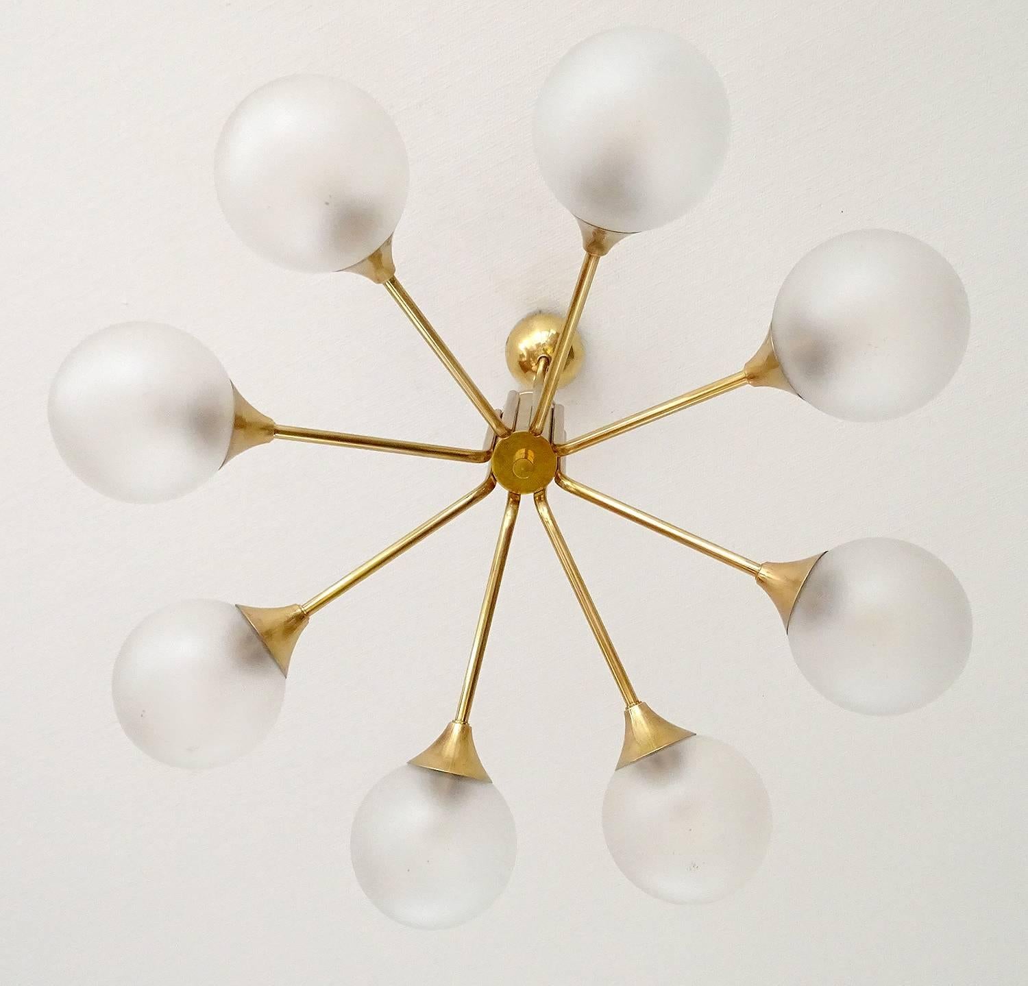 Large Mid Century Brass Glass Chandelier, 1960s  Stilnovo Style 1