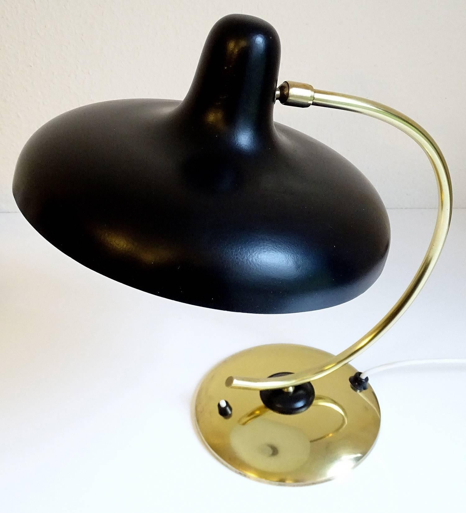 Large MidCentury Modern Lumen Brass Table Lamp, Stilnovo Style For Sale 1