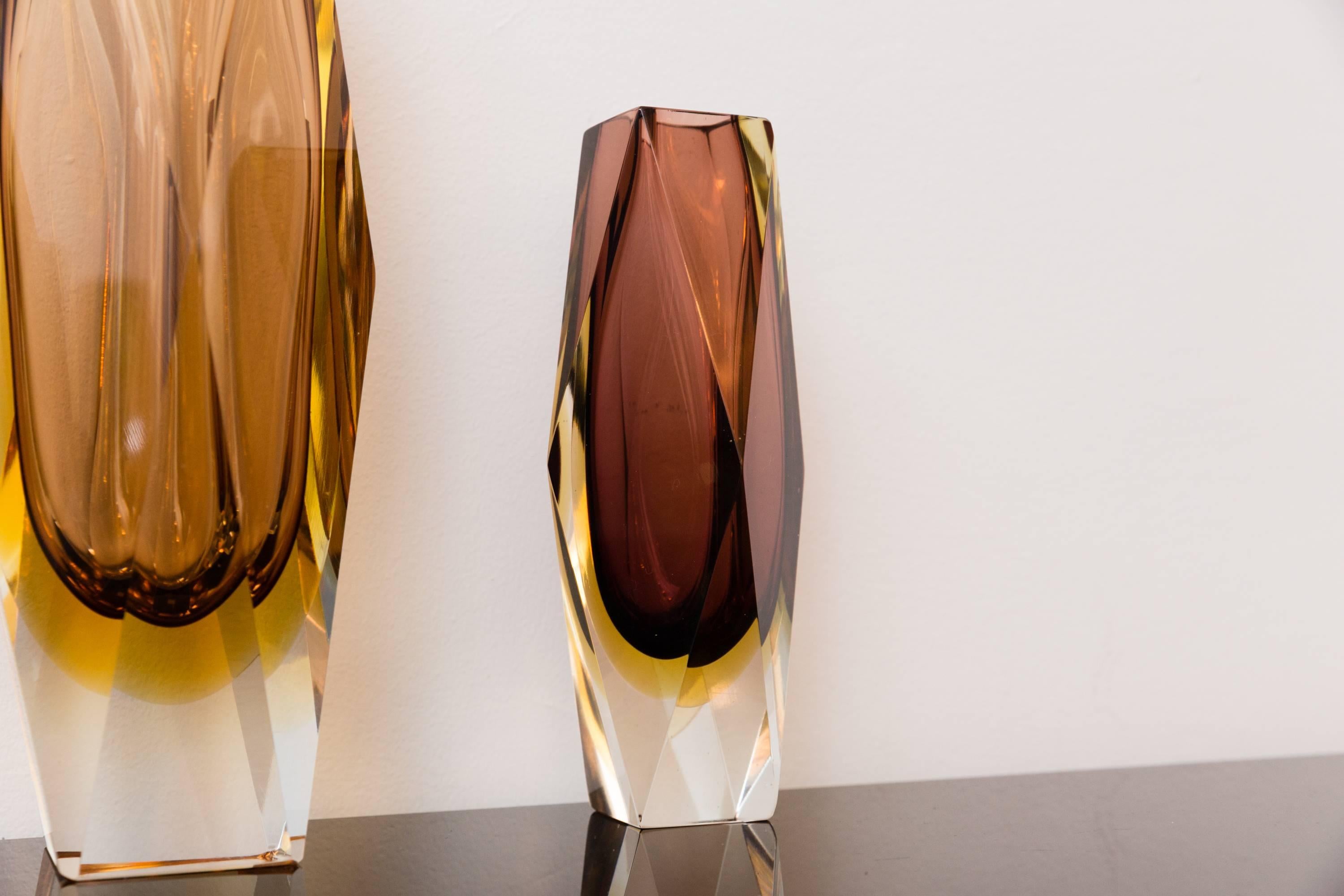 Set of Three Murano Faceted Glass Vases by Sommerso, Italy, circa 1960 In Excellent Condition For Sale In Munich, DE