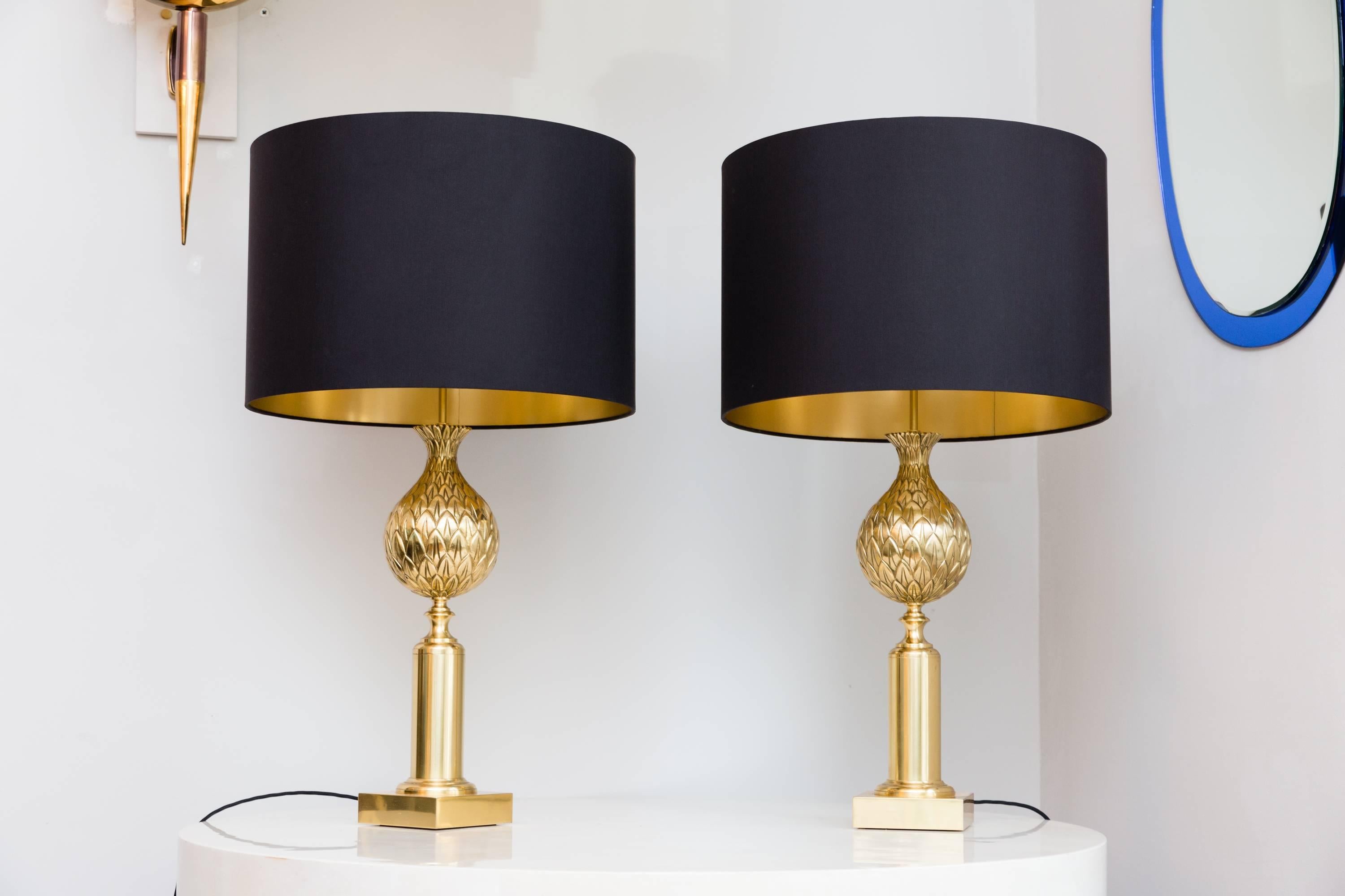 Elegant pair of Pineapple table lamps by Maison Charles, Paris, France, circa 1970, heavy solid brass base, Pineapples made in solid brass, brass stand, rewired with black cotton cable, black silk handmade shades with inside gold foil.
Very good