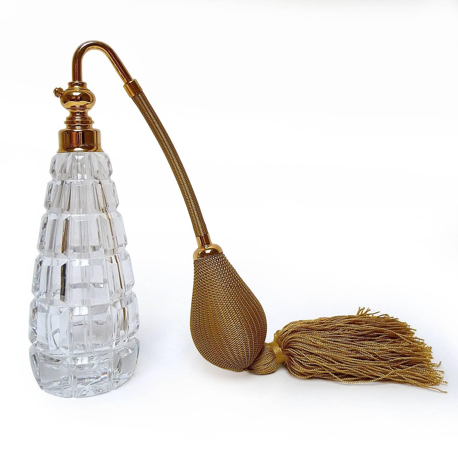 Five beautiful, vintage, diverse models, atomizers perfume bottles by Marcel Franck. We add one rare atomizer perfume bottle Lys Bleu by Prince Henri d'Orleans.
These outstanding bottles are perfect for display on a dressing table and they would