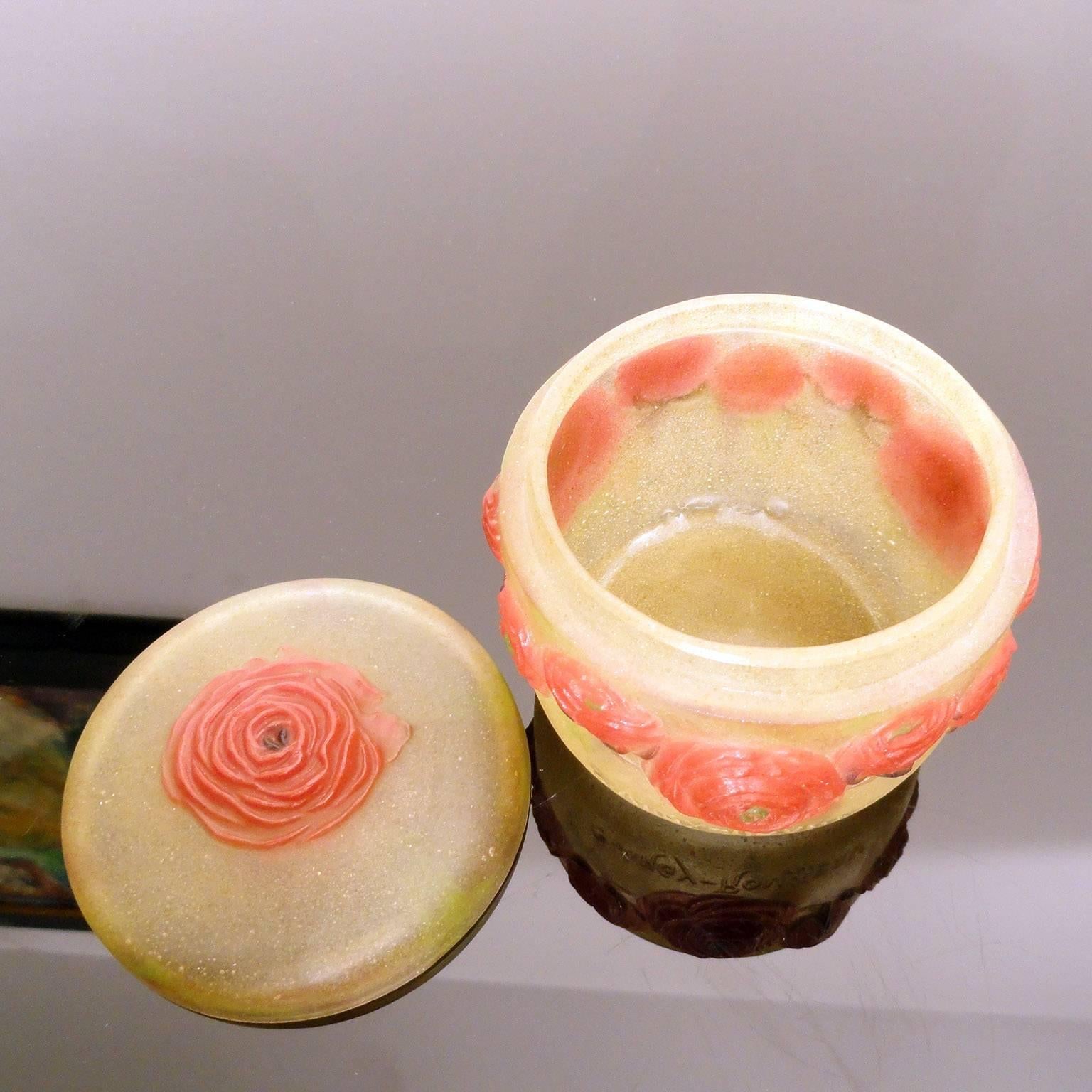 Exquisite Box in Pate De Verre by G. Argy-Rousseau in vendita 8