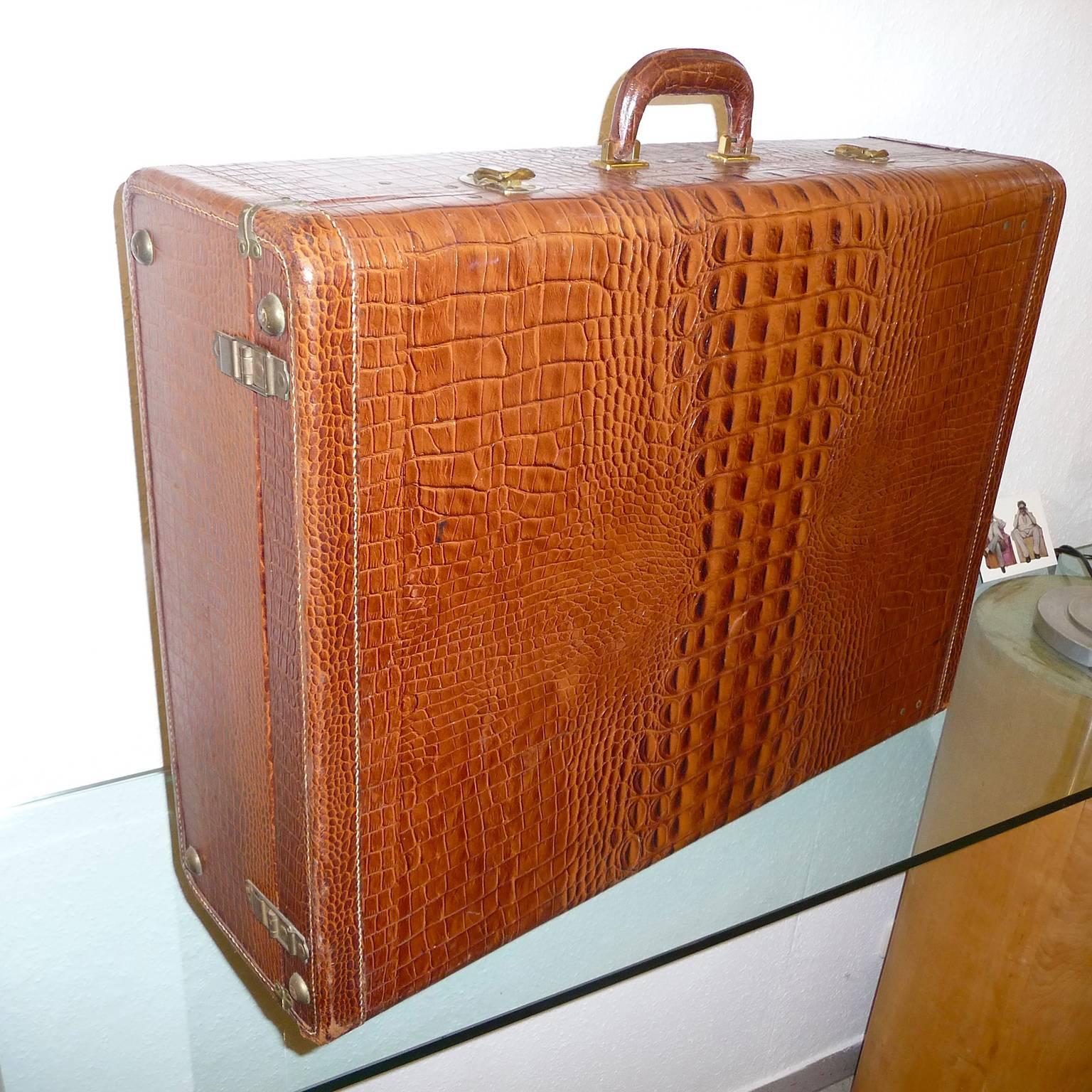 Vintage Genuine Leather Eveleigh Luggage in Alligator Look