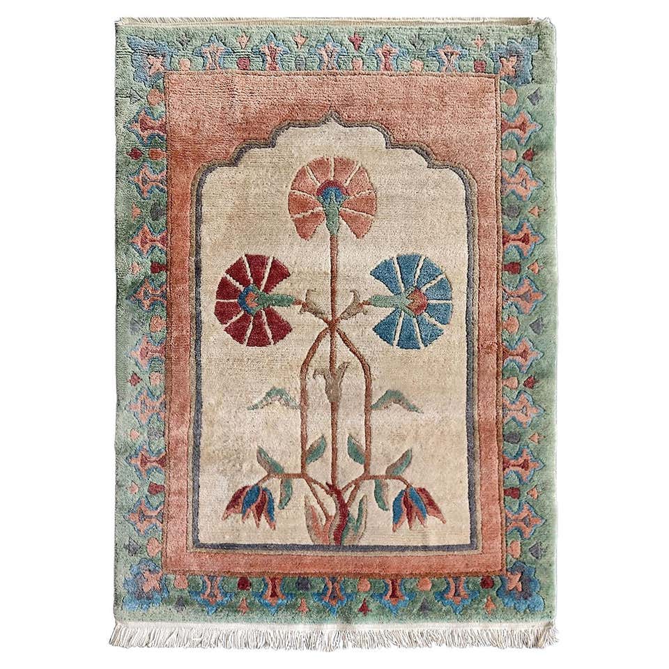 Modern Tibetan/Nepalese Wool and Silk Rug with All-Over Design with ...