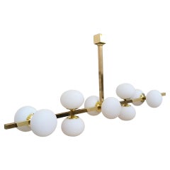 Plafonnier italien en laiton et verre opalin de Ten Lights