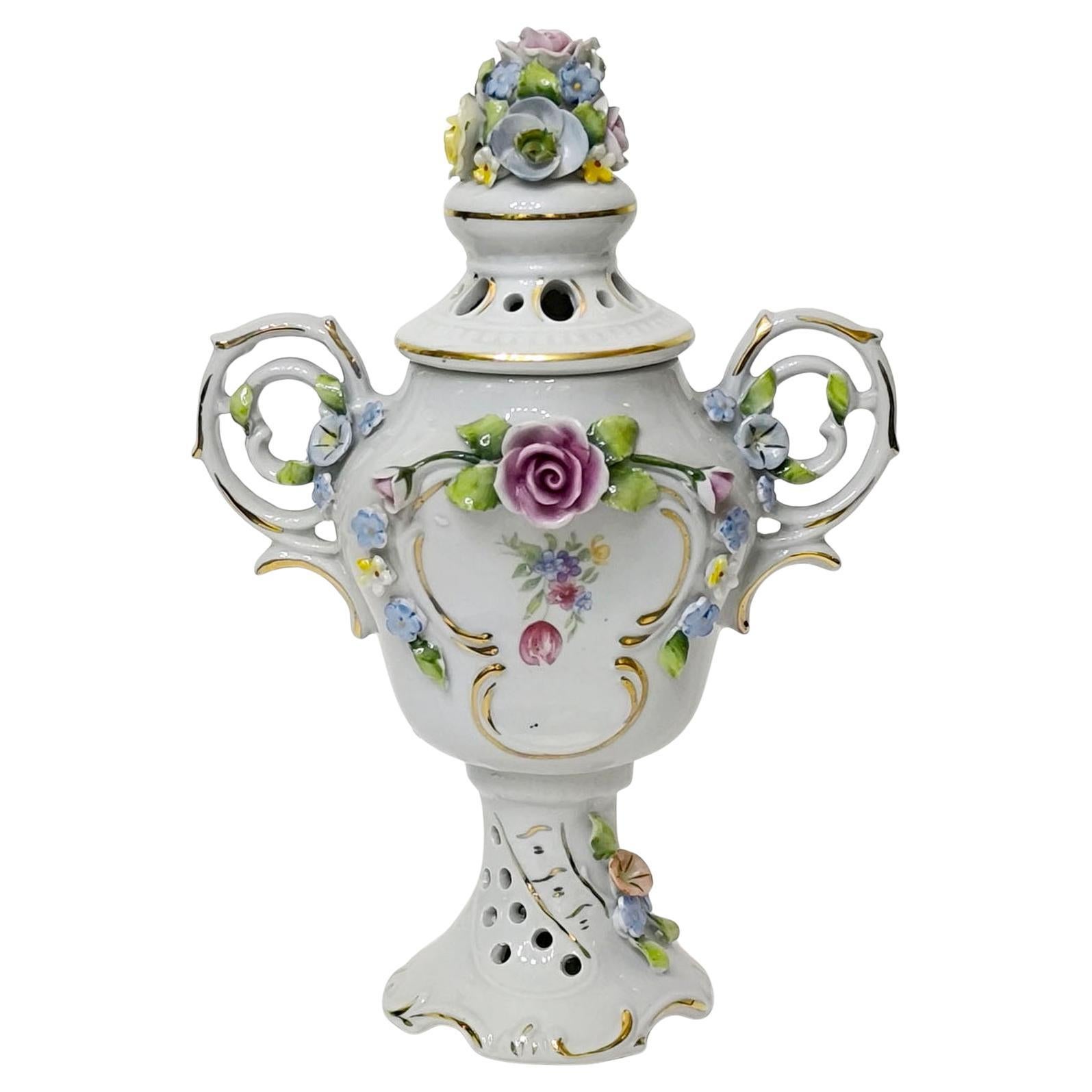 Anfora di porcellana tedesca Dresden Porcelain