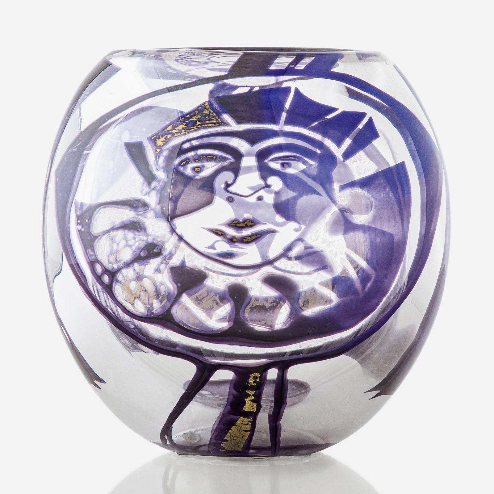 Hannelore Dreutler, Goldgraal Commedia dell'Arte Vase, Studio Ahus, Sweden 1987

HANNELORE DREUTLER & ARTHUR ZIRNSACK, vase, 