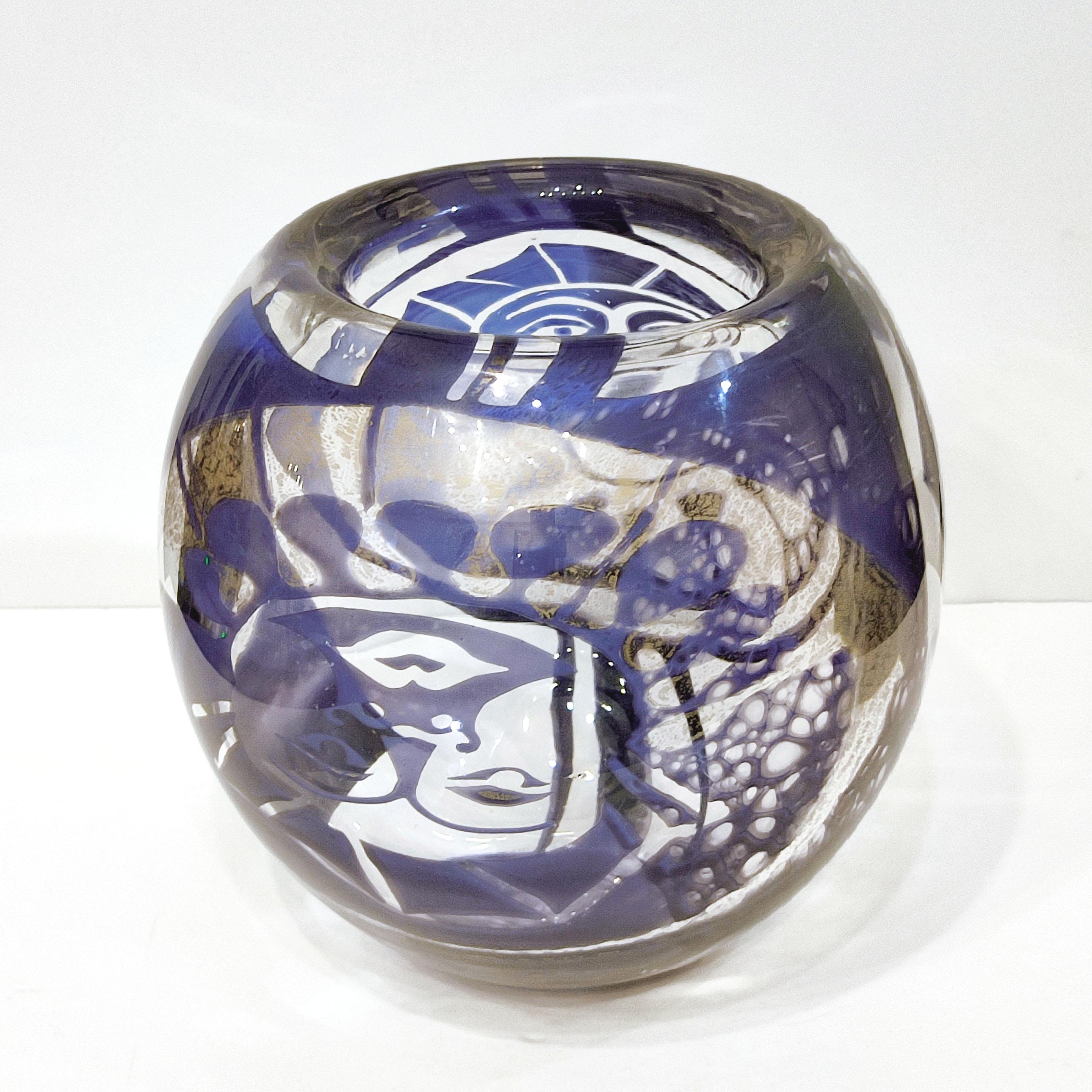 Art Glass Hannelore Dreutler, Goldgraal Commedia dell'Arte Vase, Studio Ahus, Sweden 1987 For Sale