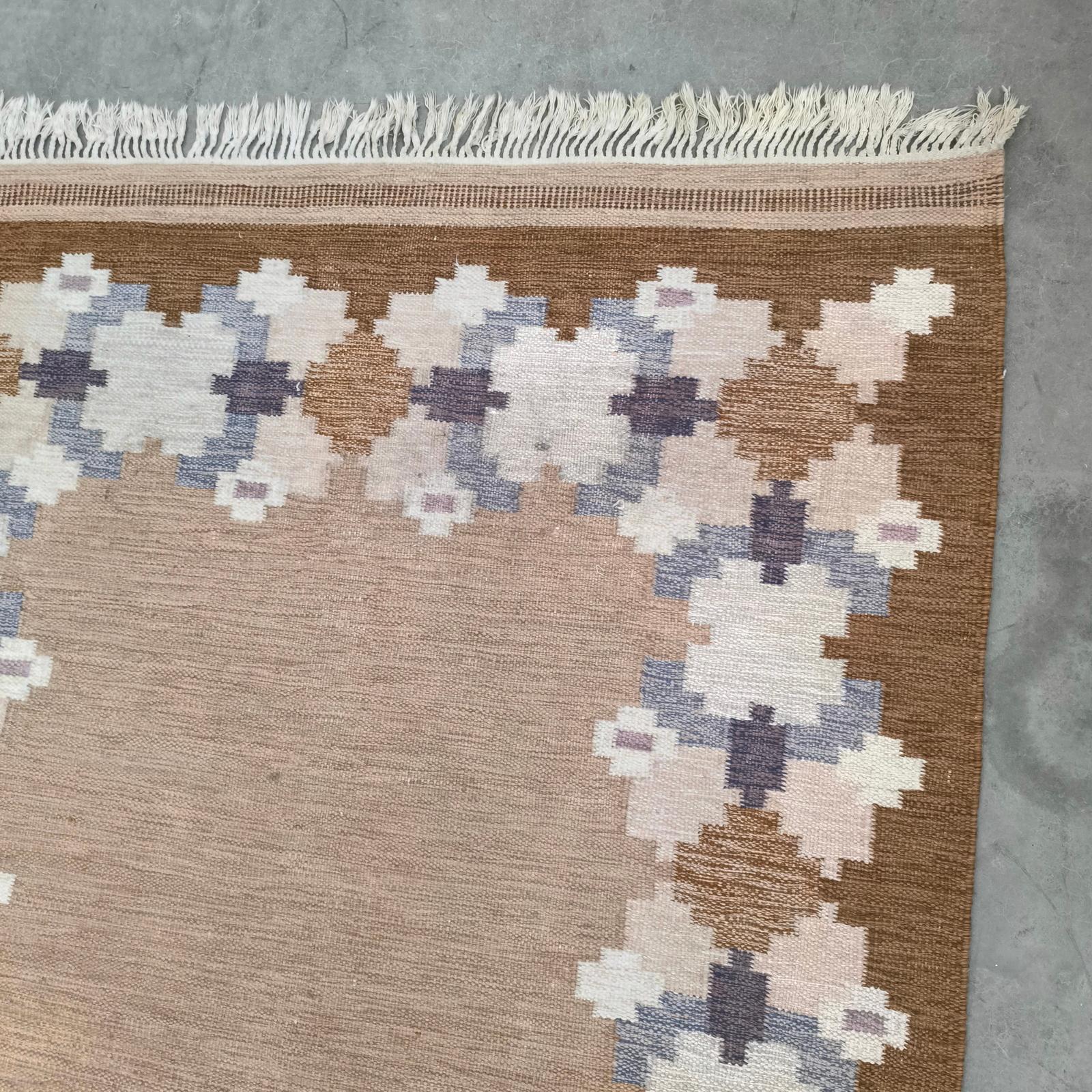 Vintage Swedish Wool Carpet by Git Gransjö Carlsson, Signed “GG” For Sale 4