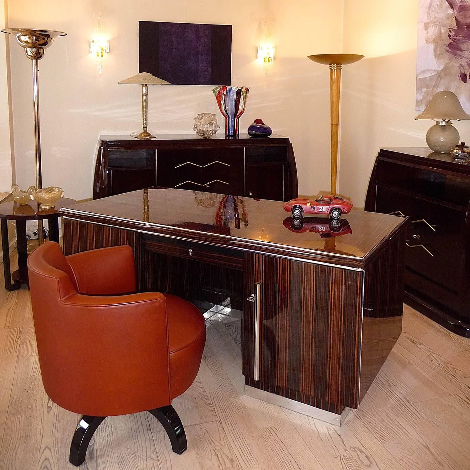 Mid-20th Century Art Deco Desk by Bruno Paul Deutsche Werkstätten Hellerau, Germany, 1935