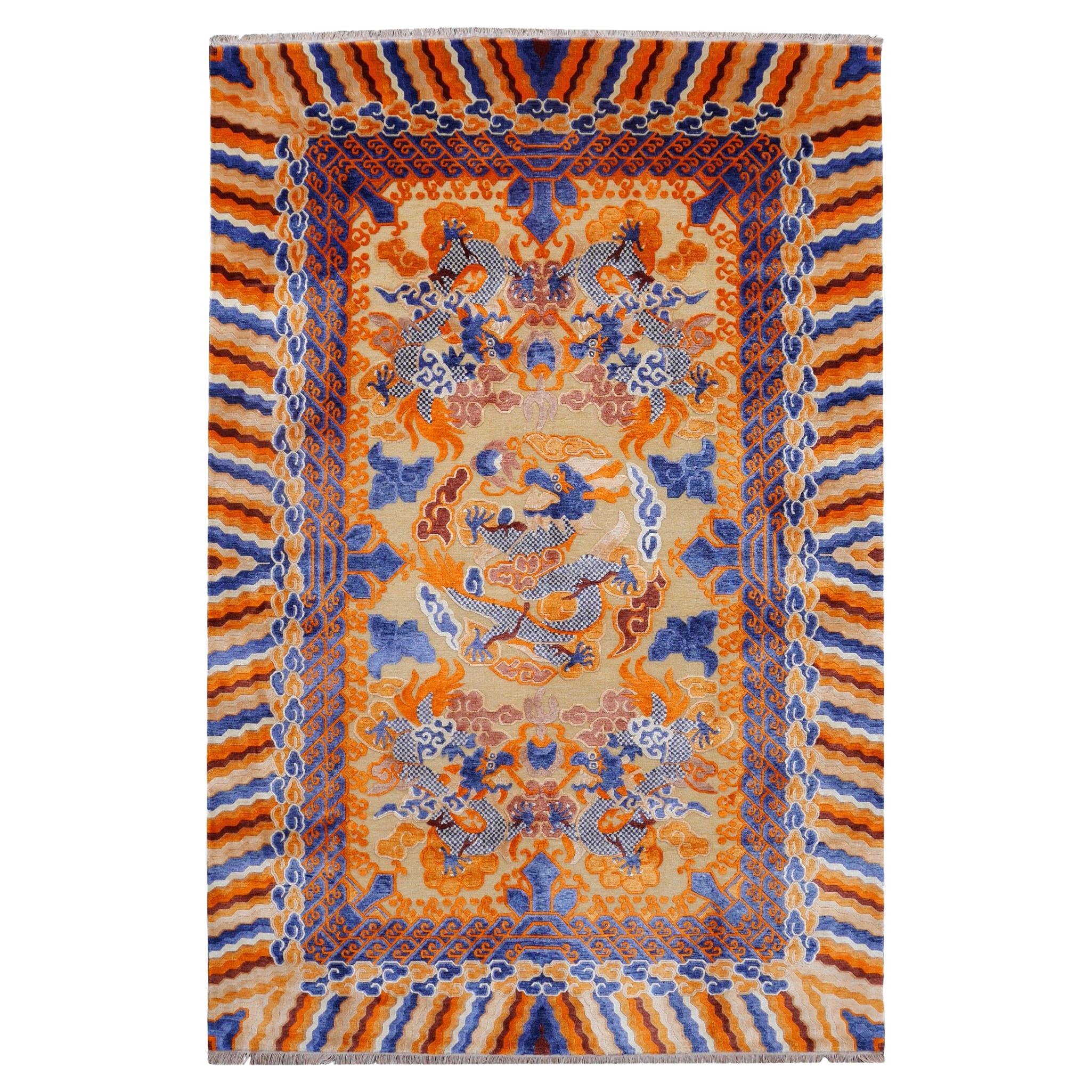 Tapis Kansu chinois ancien en laine et soie avec 5 dragons à griffes en vente