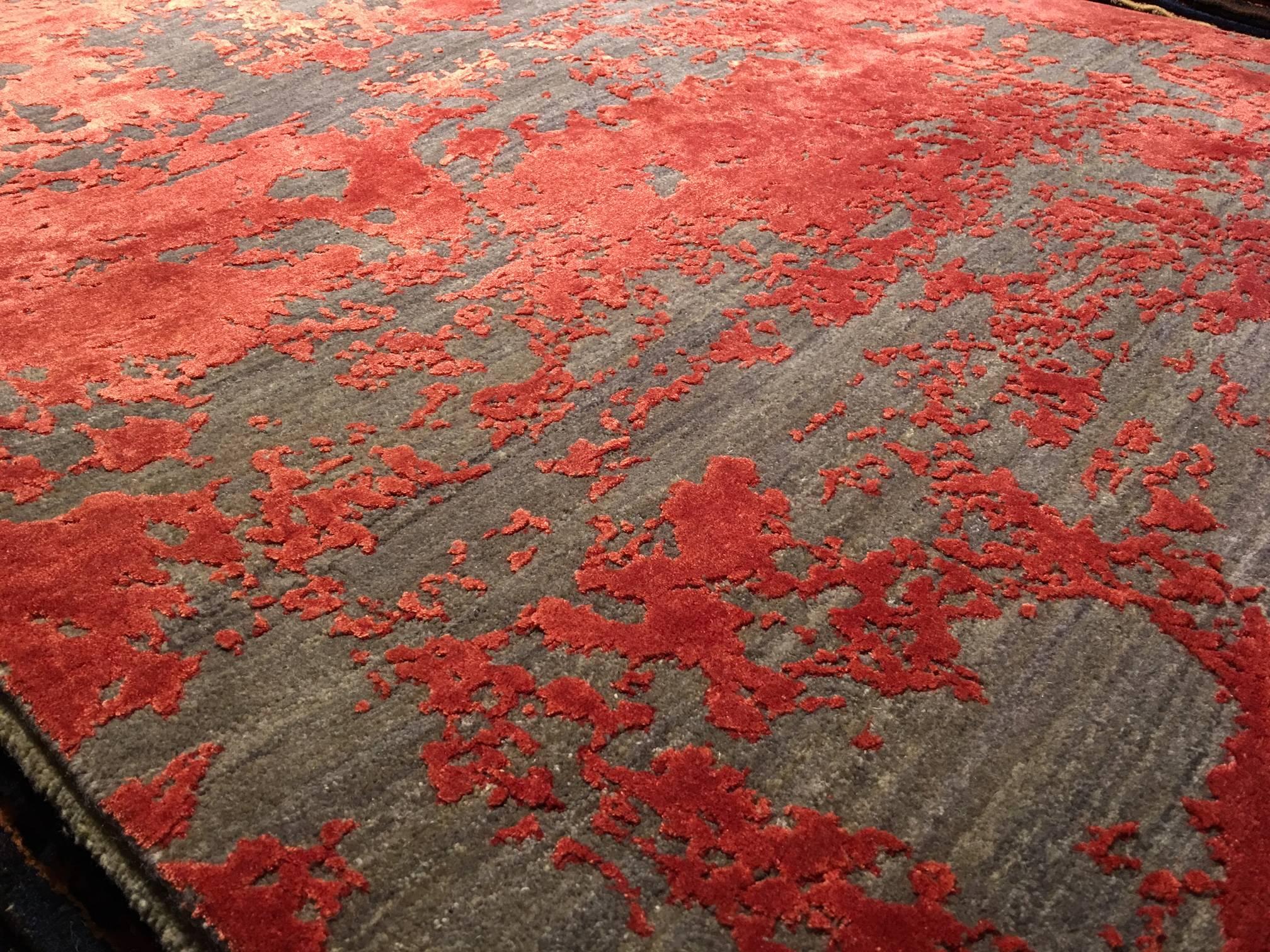 Contemporary Modern Design Rug Grey and Red 1