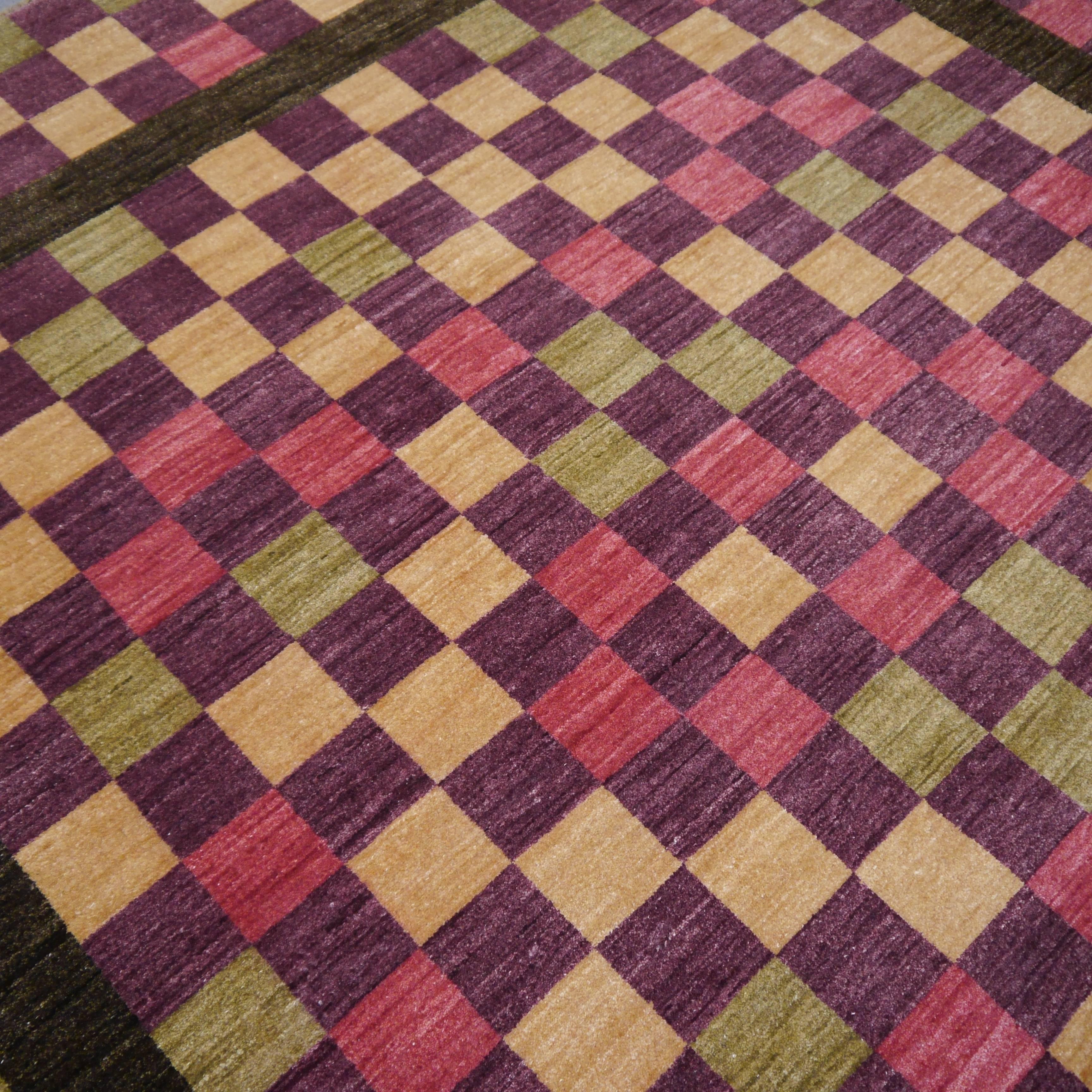 Moderner moderner indischer Agra-Teppich im handgeknüpften Design (21. Jahrhundert und zeitgenössisch) im Angebot