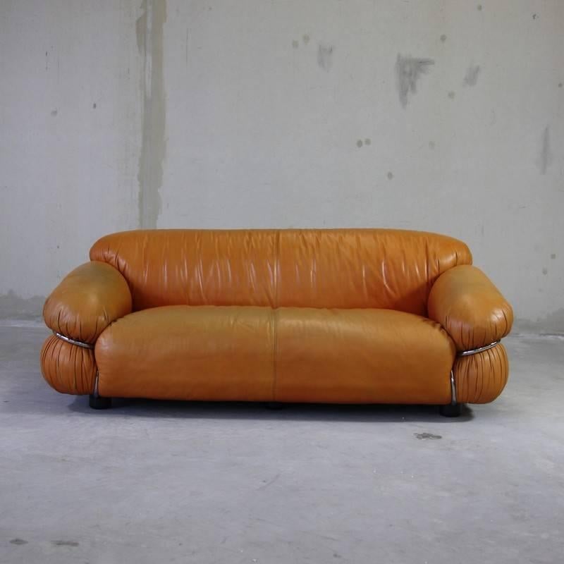Modern Leather Sofa by Gianfranco Frattini, 1969