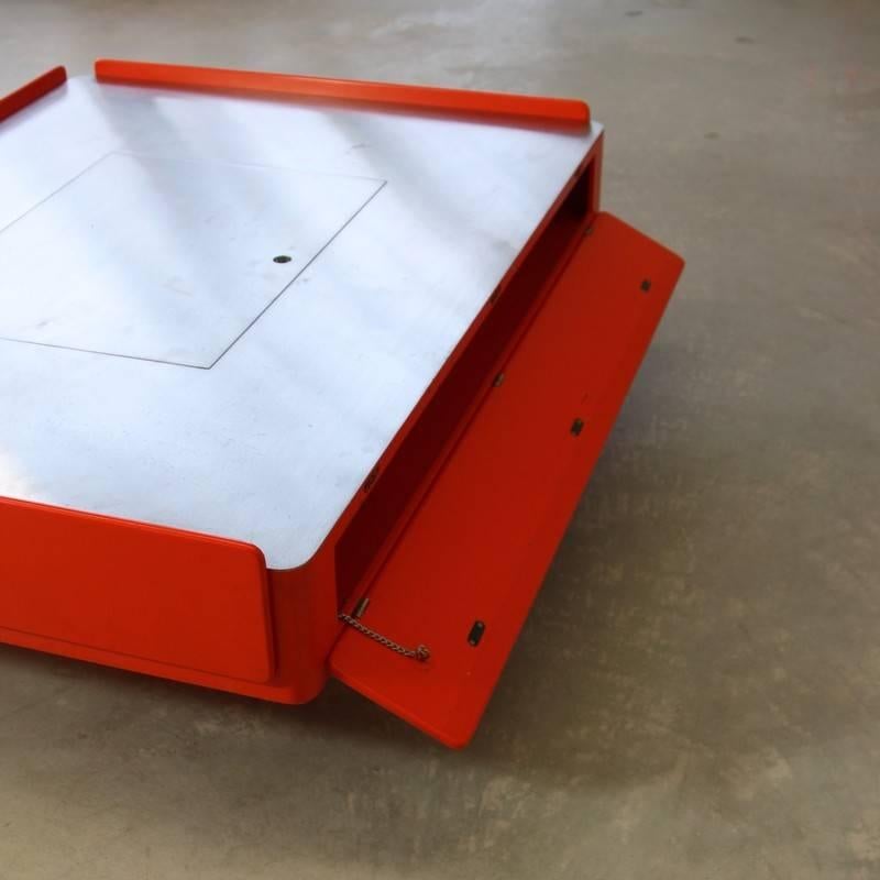 Mid-20th Century Gavina Coffee Table Designed by Vico Magistretti, 1962