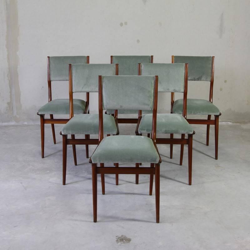 Mid-20th Century Set of Six Chairs in the Style of Carlo di Carli