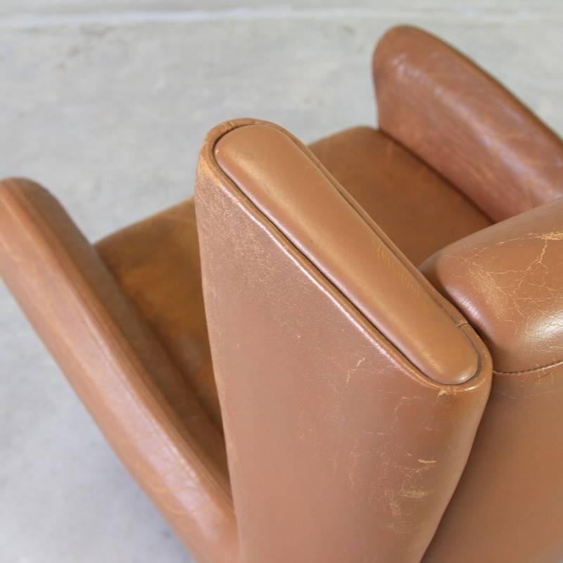 Brown Leather Lounge Chair by Illum Wikkelsø In Good Condition In Berlin, DE