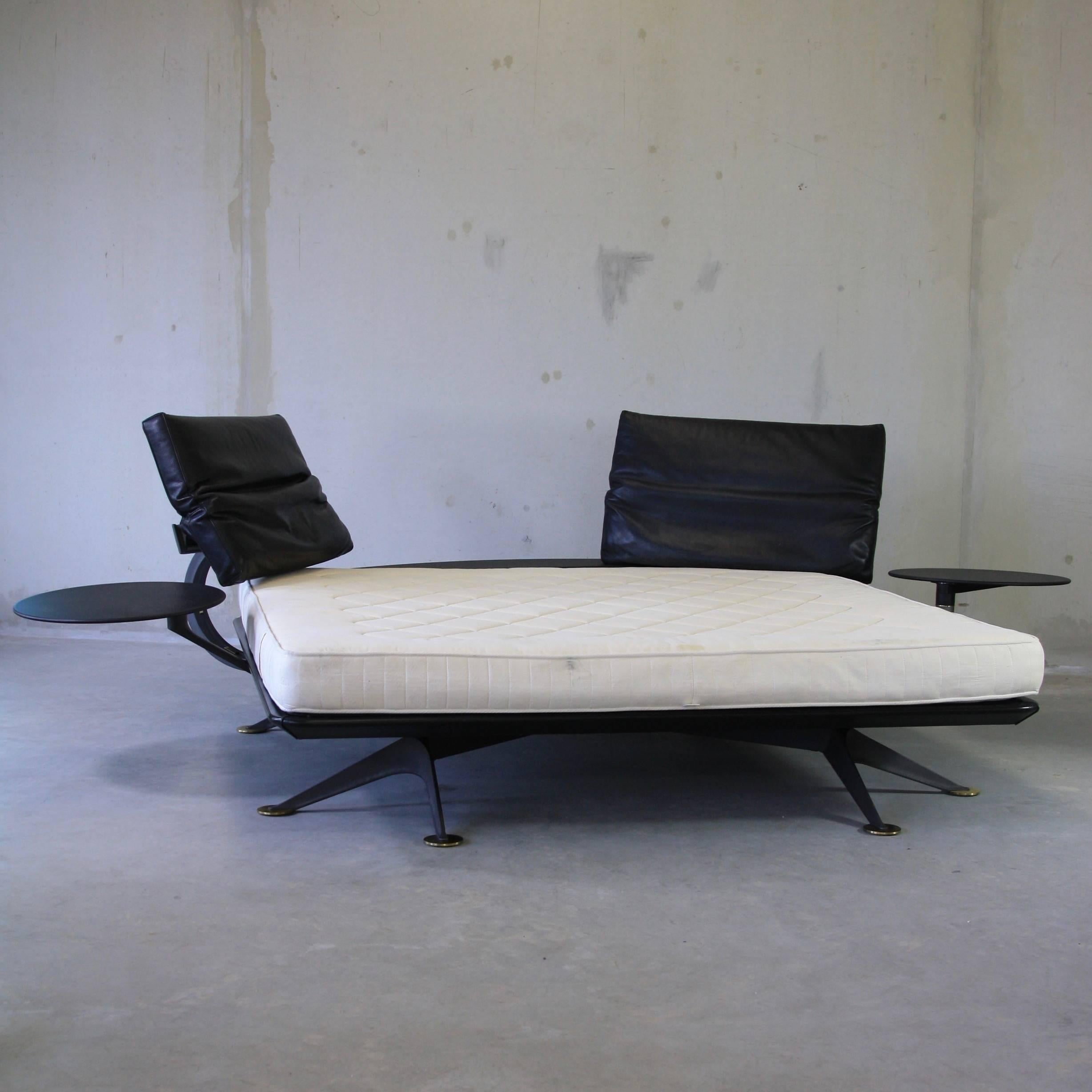 Designer Bed by Paolo Piva for B&B, Italia 3