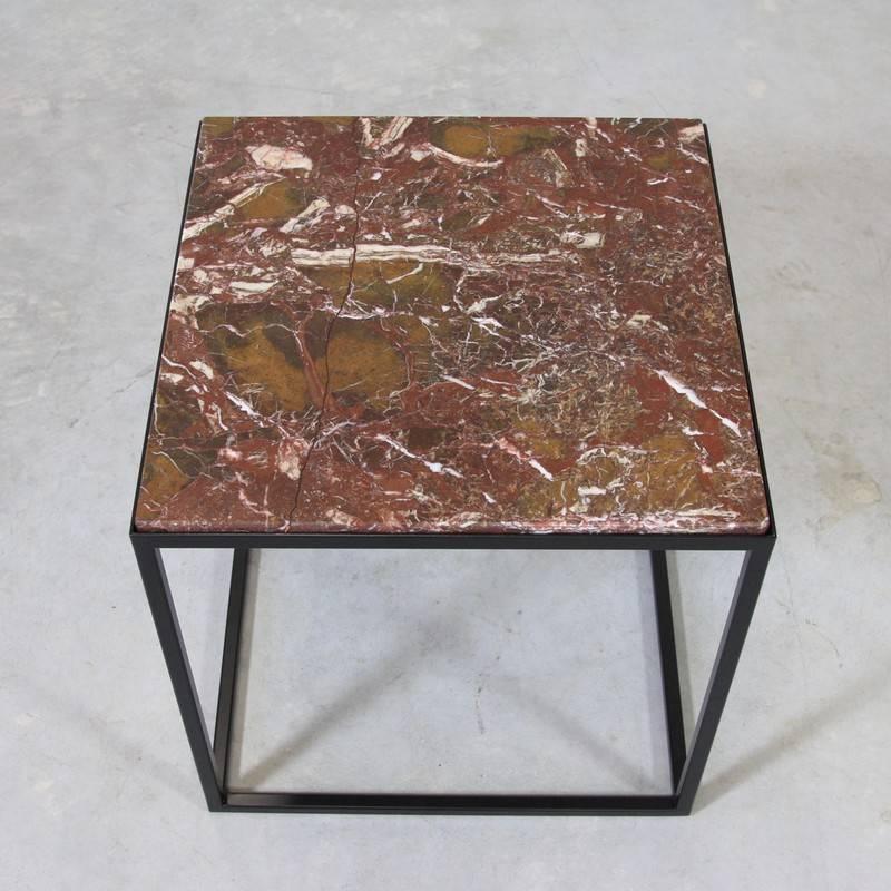 Pair of Contemporary Marble Side Tables In Excellent Condition For Sale In Berlin, DE
