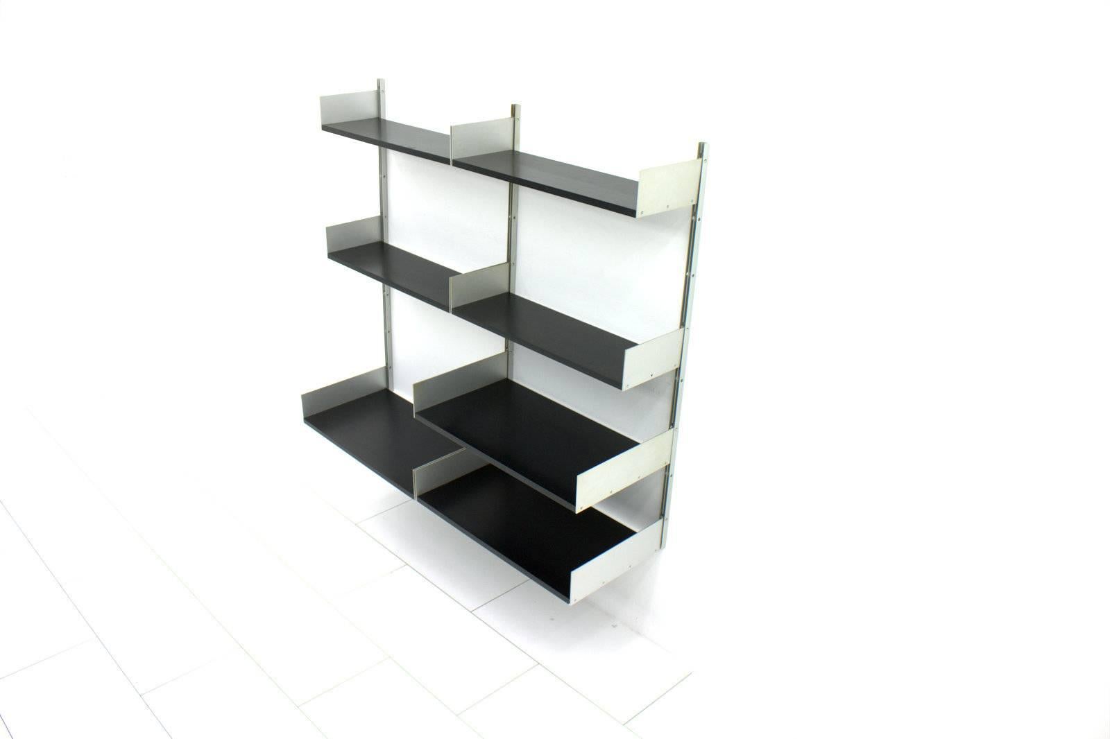 Black shelf system by Dieter Rams for Vitsoe, Germany.
Black painted wood, Aluminum. Good condition.

Worldwide shipping.

