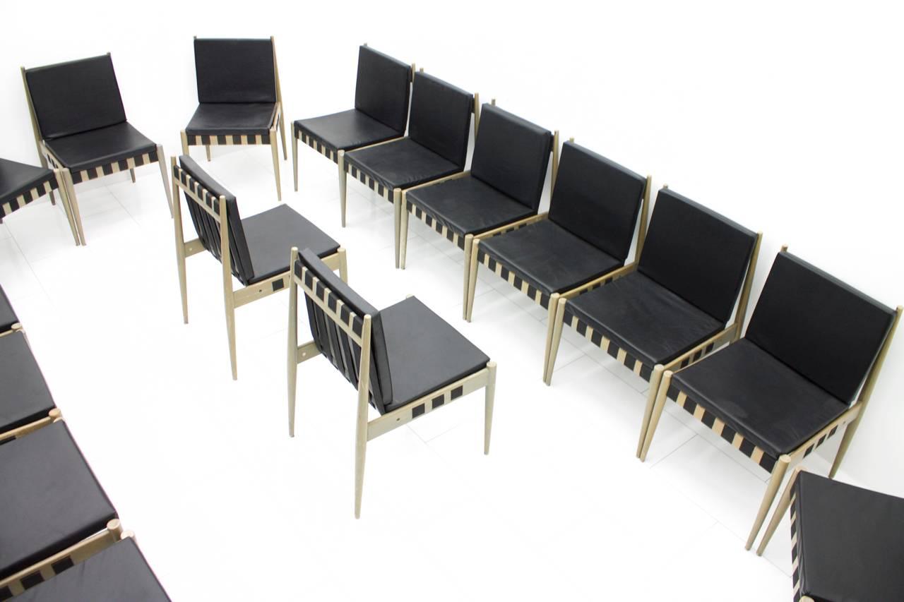 Mid-20th Century Set of 20 Architect Chairs by Egon Eiermann SE 121, Germany, 1964 For Sale