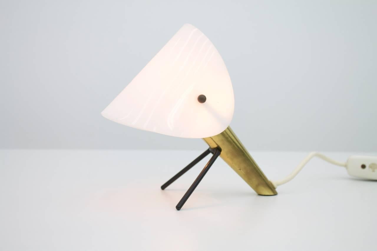 Ernest IGL table lamp, Hillebrand Germany, 1950s. 
Good original condition.

Worldwide shipping.