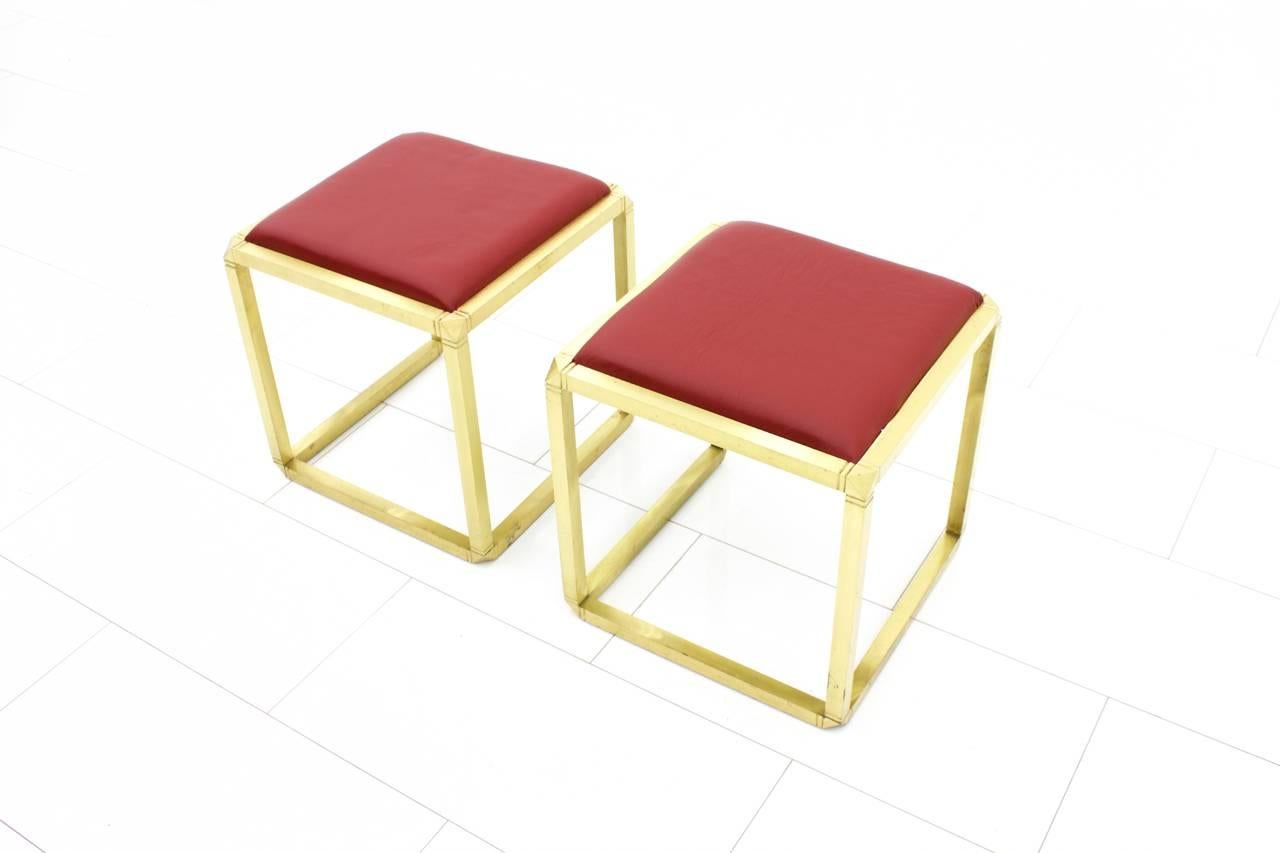 Red leather and brass stools by Marzio Cecchi, Italy, 1970s.

Good condition.

Worldwide shipping.