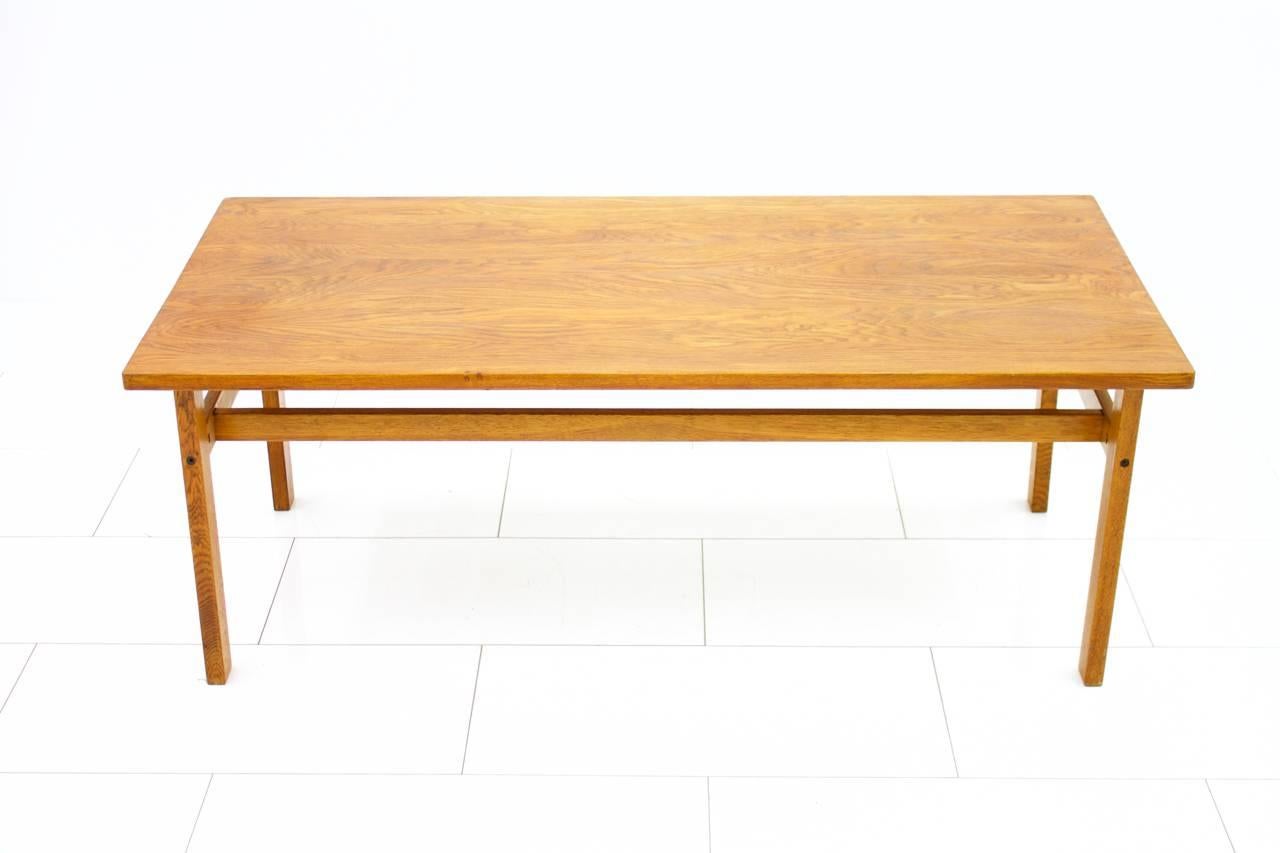 Danish Sofa Table in Oak by Hans J. Wegner, Denmark 1960s