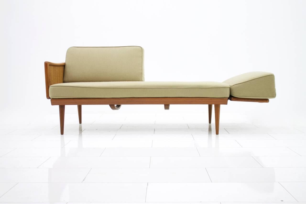 Two-Person Sofa and Daybed by Peter Hivdt & Orla Molgaard Nielsen FD 451 Denmark In Good Condition In Frankfurt / Dreieich, DE