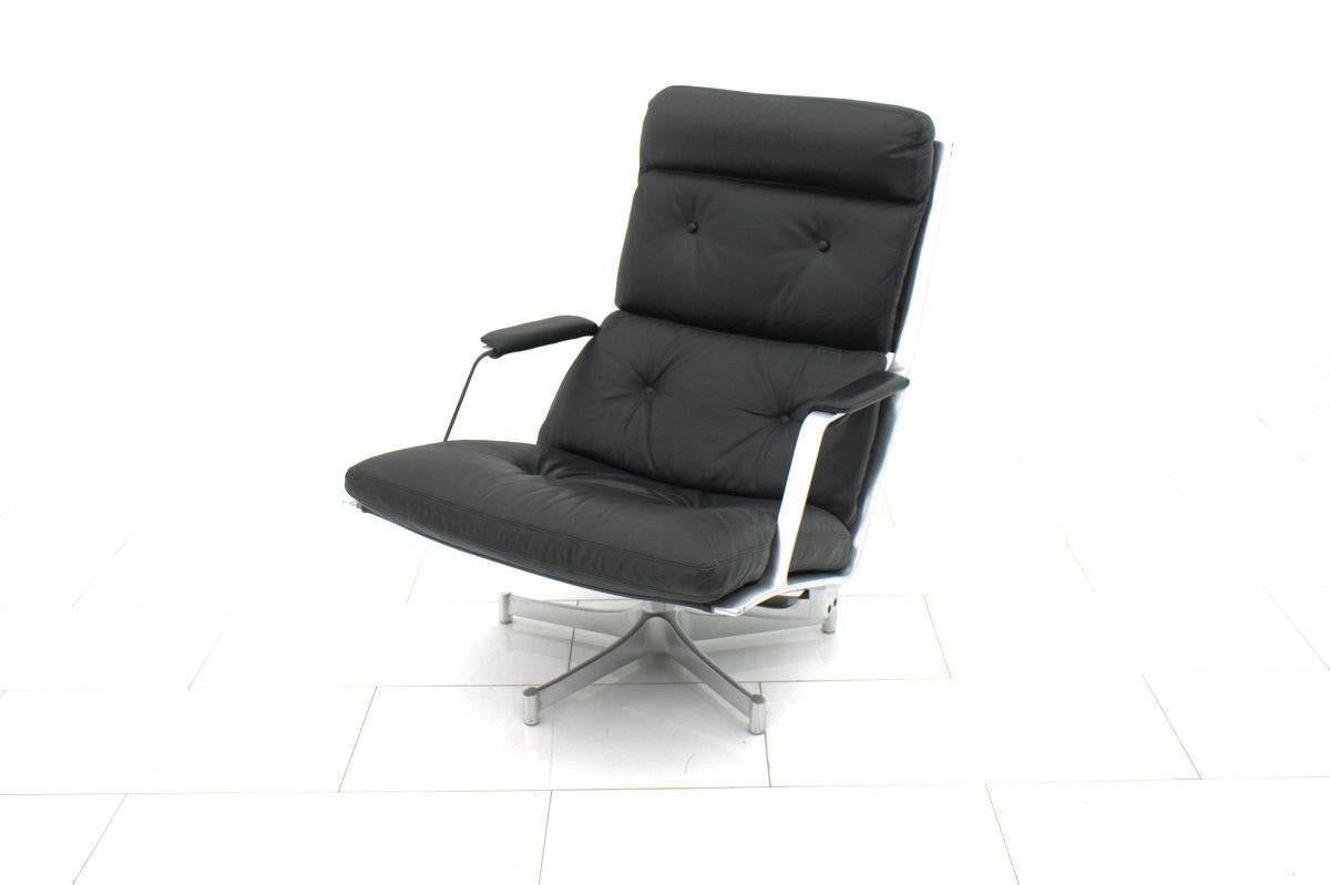 Scandinavian Modern Lounge Chair by Fabricius & Kastholm for Kill International FK 85 For Sale