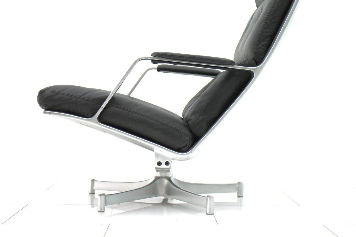 Lounge chair by Fabricius & Kastholm for Kill International FK 85.
Very good condition.

Worldwide shipping.