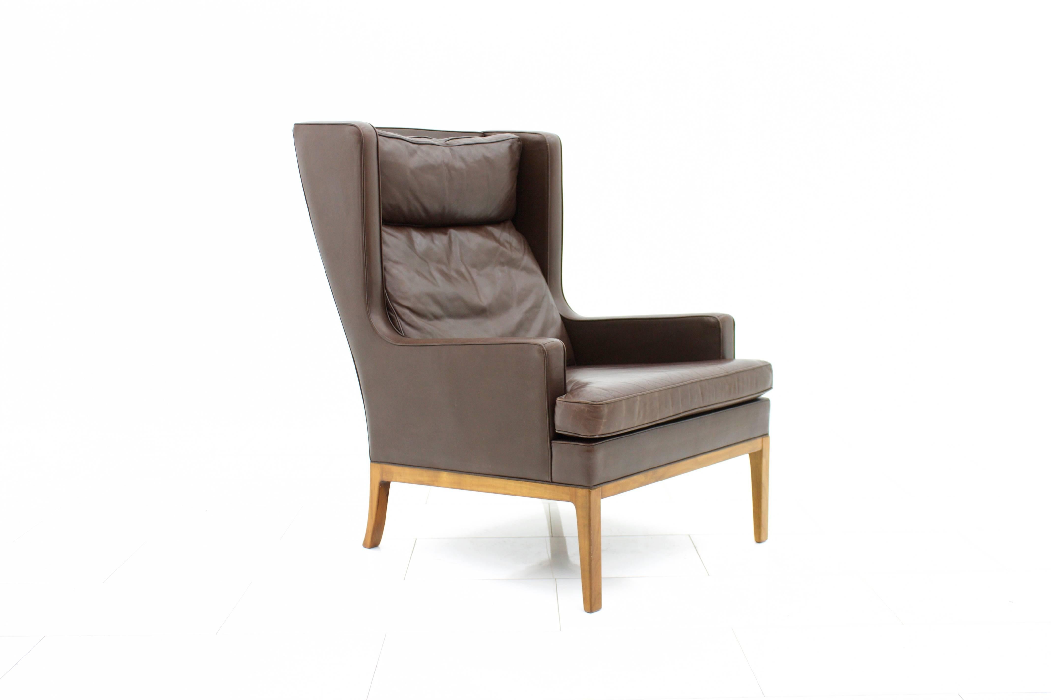 High back lounge chair by Rudolf Glatzel for Kill International, 1960s.
Good condition.