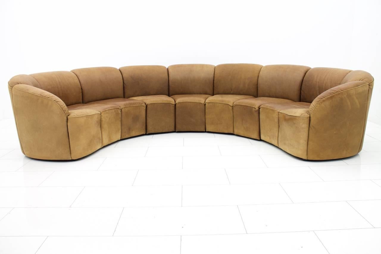 Beautiful lounge leather sofa by Walter Knoll, Germany, late 1960s.
Brown leather and seven sections in total.
Measurements: W 310 cm, D 190 cm, H 70 cm, SH 37 cm.


Very good vintage condition.

Worldwide shipping.