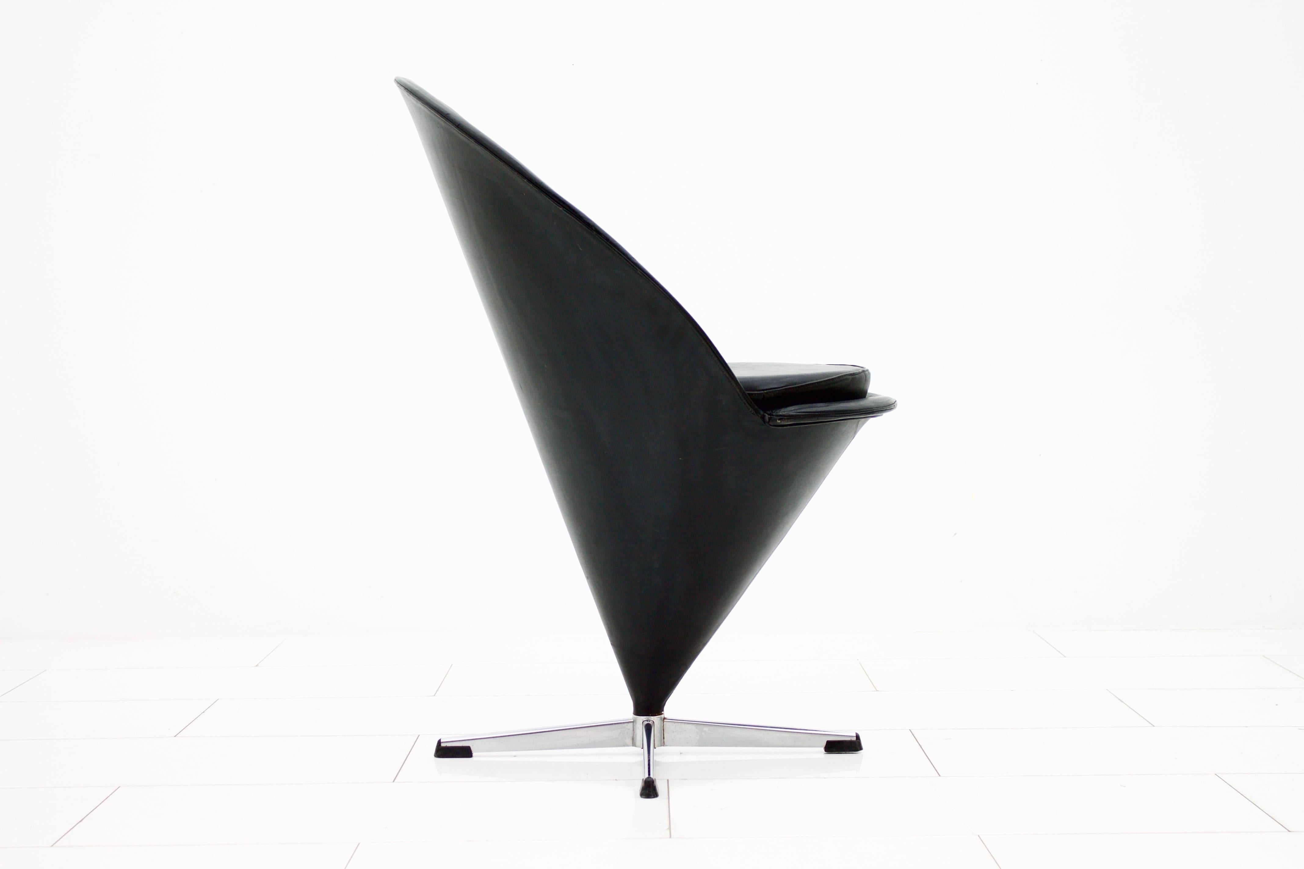 Scandinavian Modern Verner Panton Black Leather Cone Chair, 1958