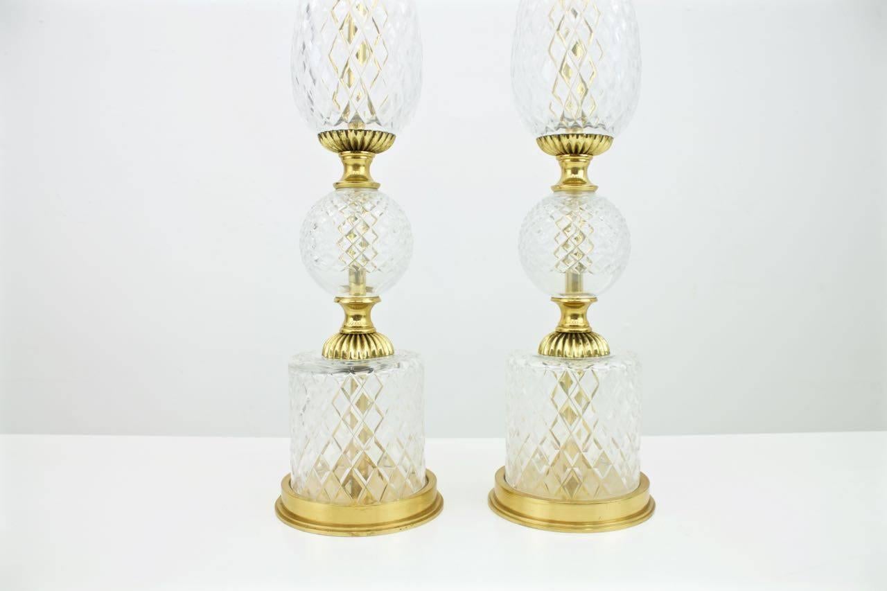 European Pair of Elegant Textured Glass and Brass Table Lamps, 1960s For Sale