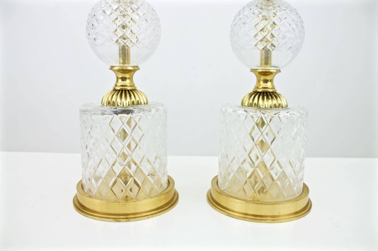 Hollywood Regency Pair of Elegant Textured Glass and Brass Table Lamps, 1960s For Sale